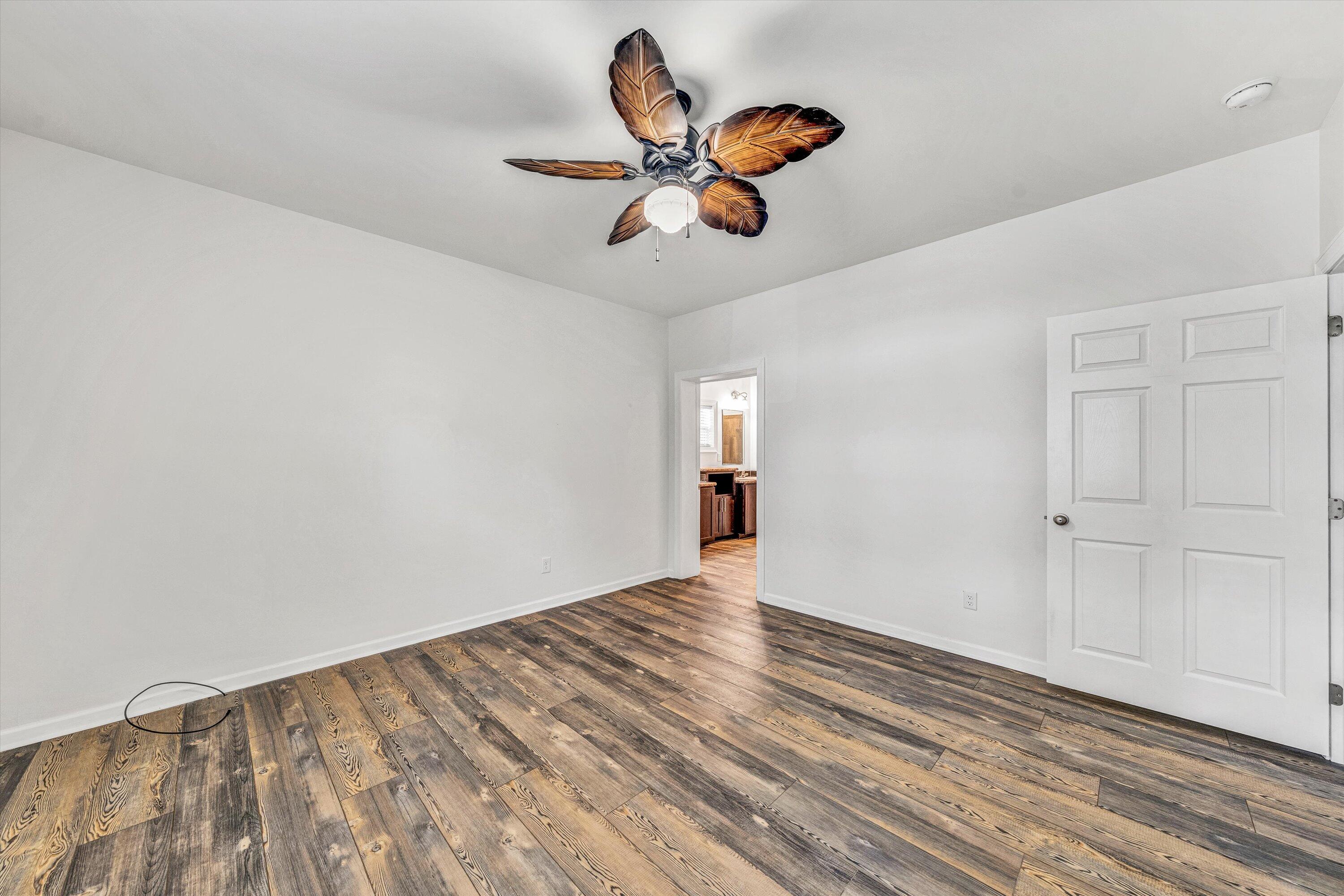 219 Emerald Point Pt, Penhook, Virginia image 24