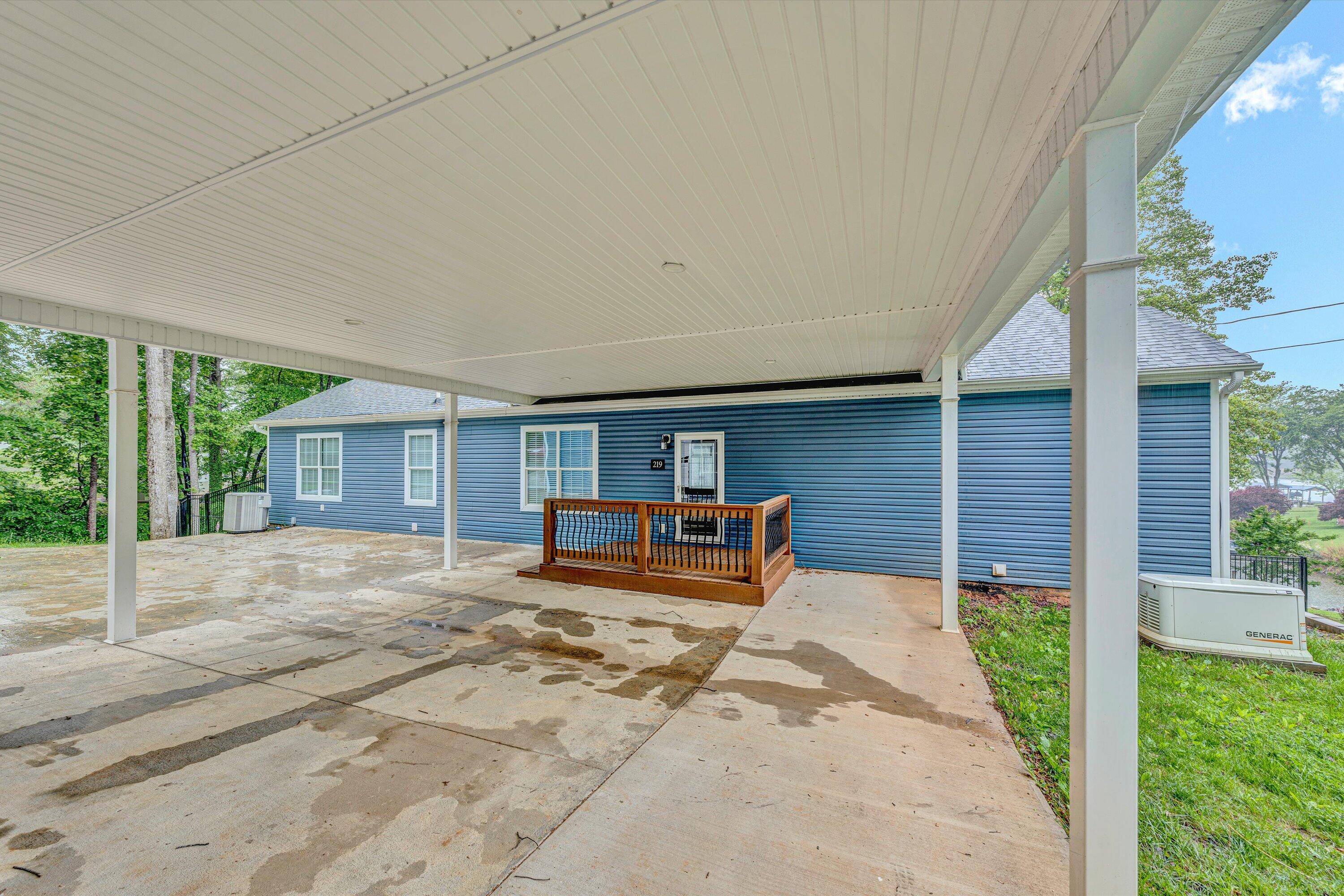 219 Emerald Point Pt, Penhook, Virginia image 5