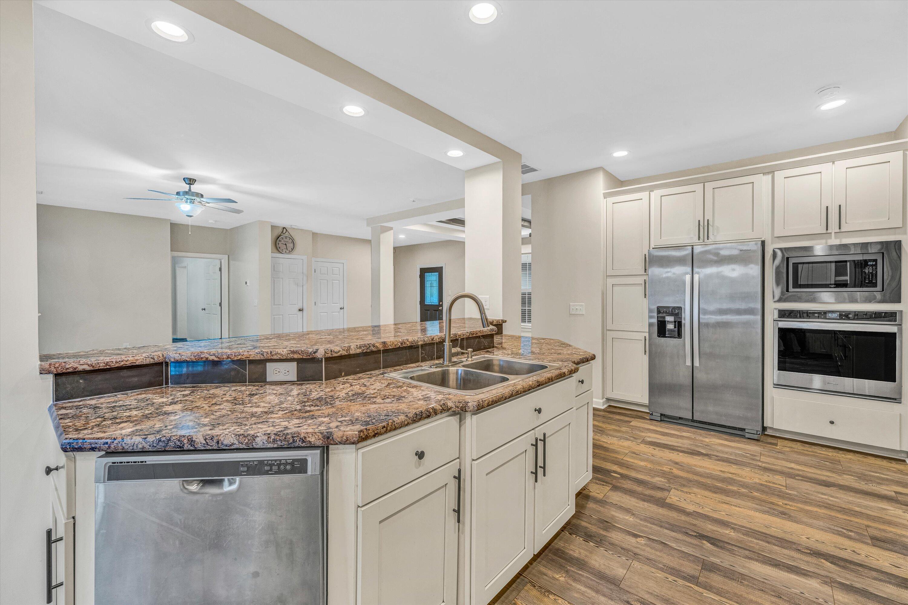 219 Emerald Point Pt, Penhook, Virginia image 17