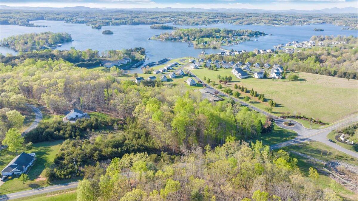 1400 Dillards Hill Rd, Union Hall, Virginia image 1