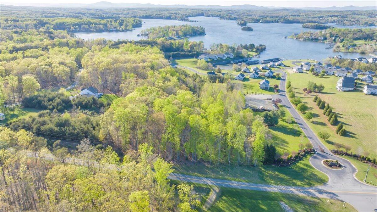 1400 Dillards Hill Rd, Union Hall, Virginia image 29