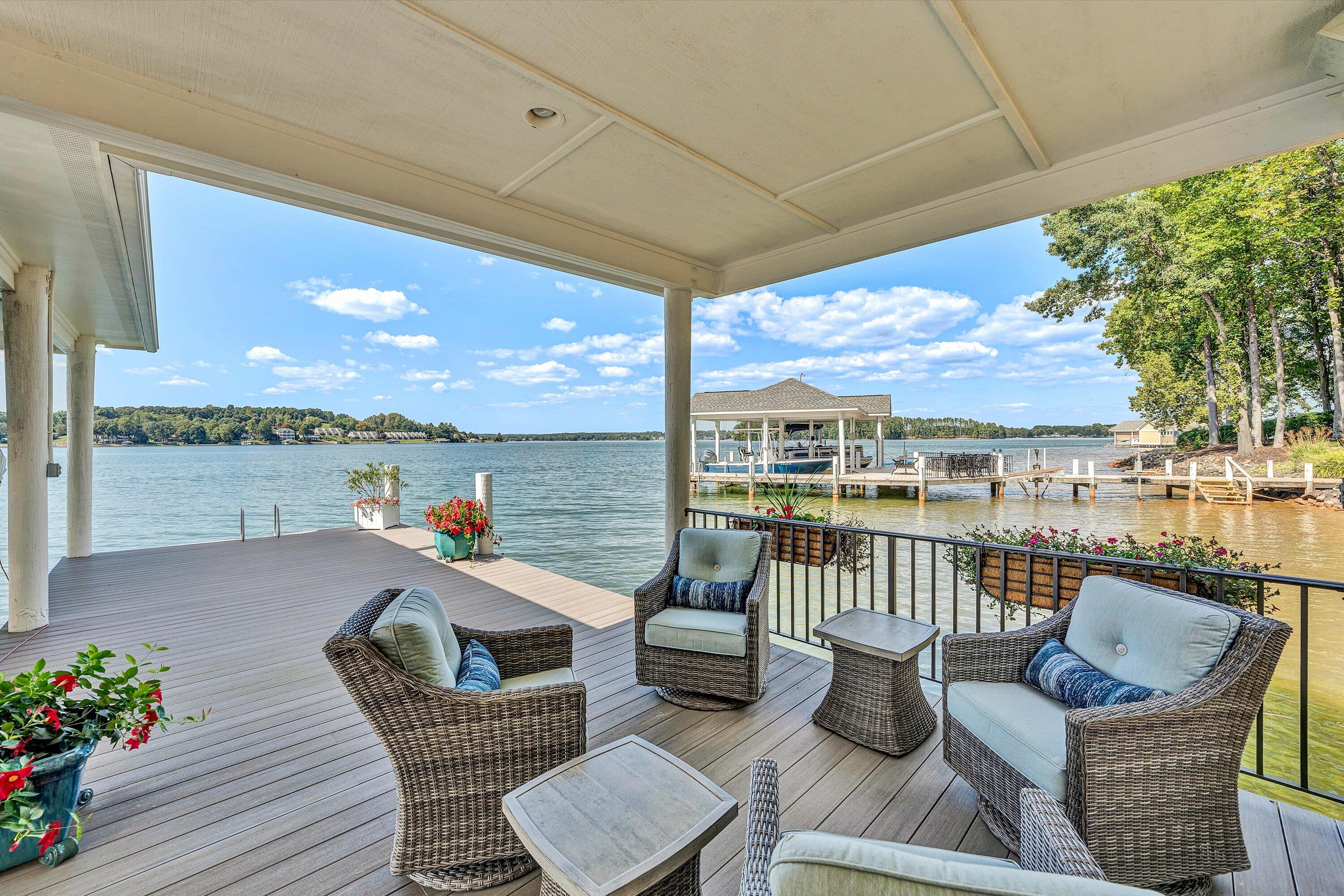 Penhook, Virginia 24137, United States, 4 Bedrooms Bedrooms, ,5 BathroomsBathrooms,Residential,Active,89026