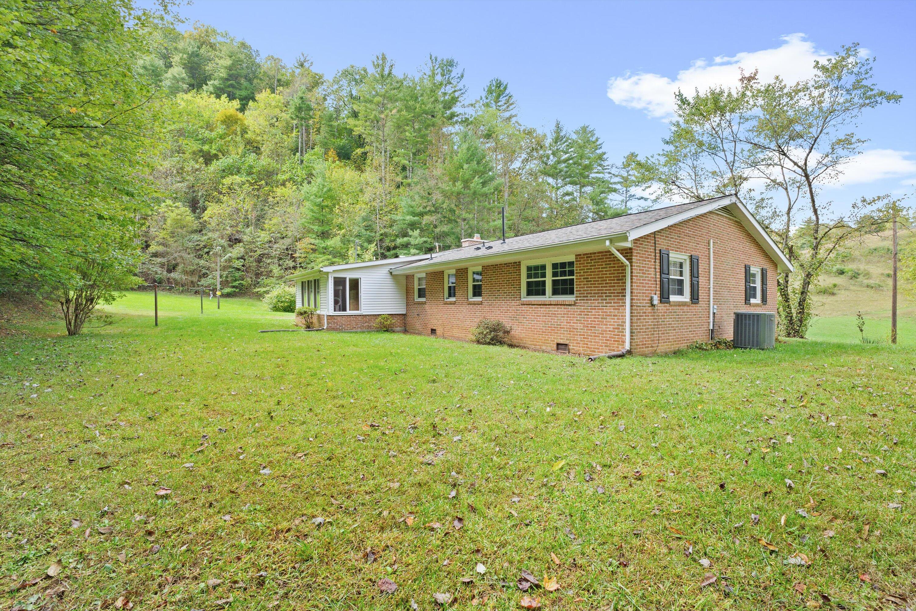 2560 Fishers View Rd, Shawsville, Virginia image 30