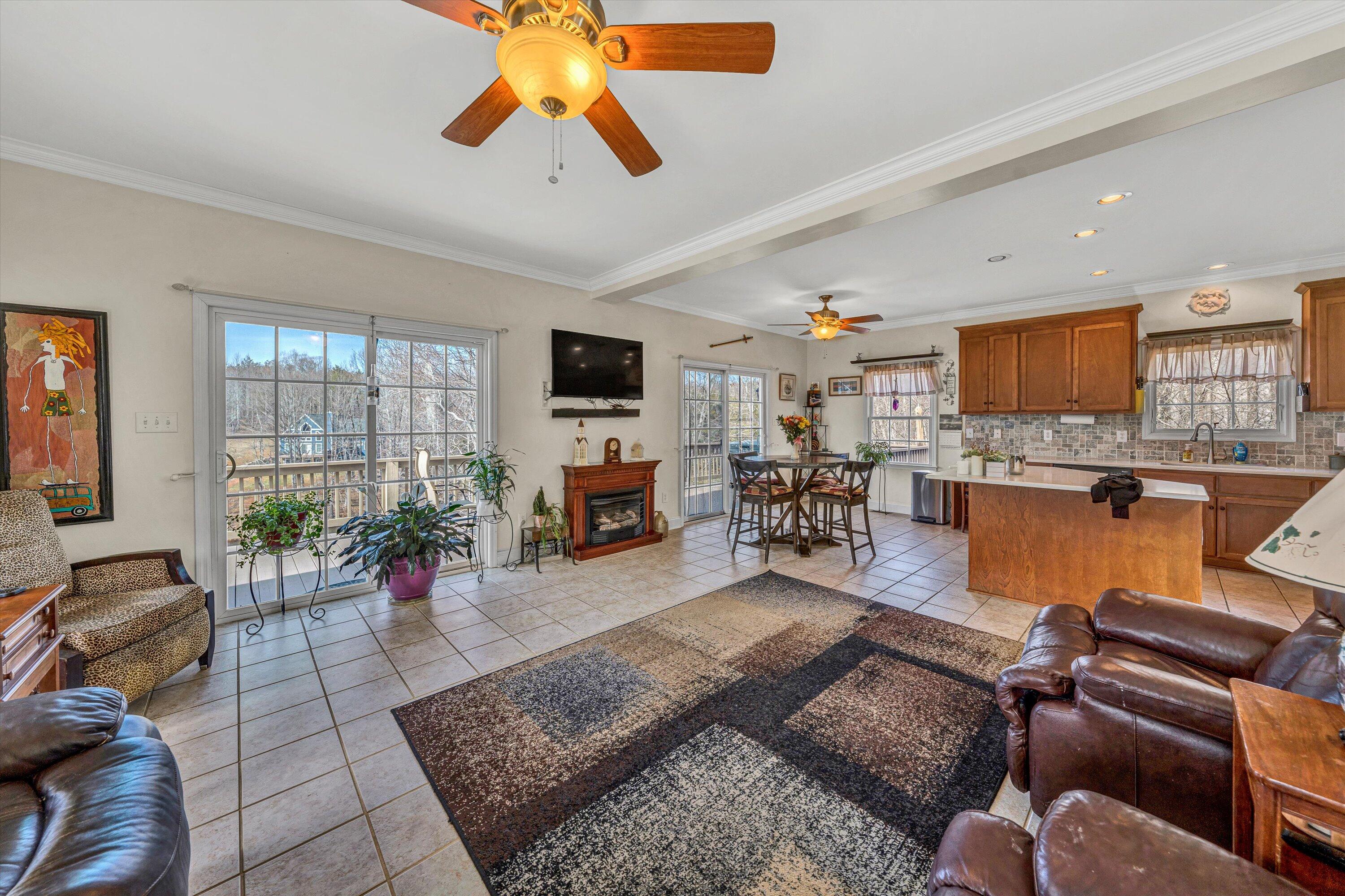 120 Pebble Brook Ln, Moneta, Virginia image 6