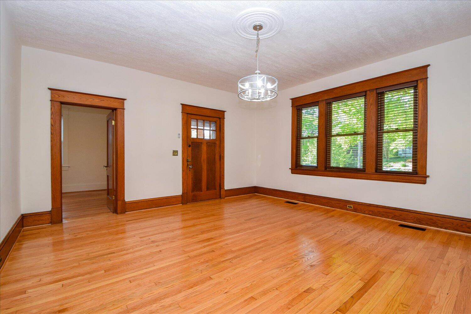 931 Wasena Ave, Roanoke, Virginia image 2