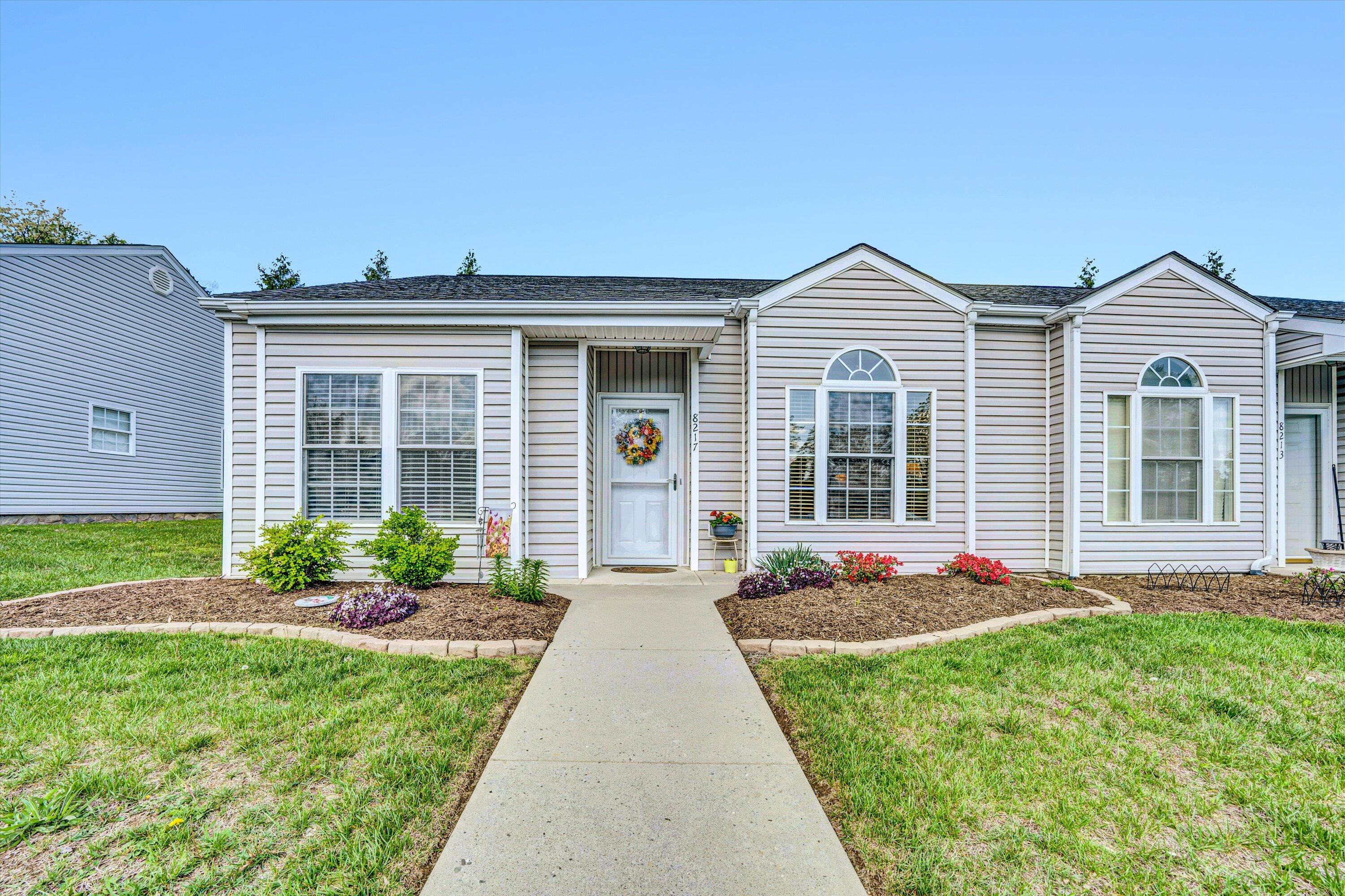 8217 Emerald Court Dr, Roanoke, Virginia image 2