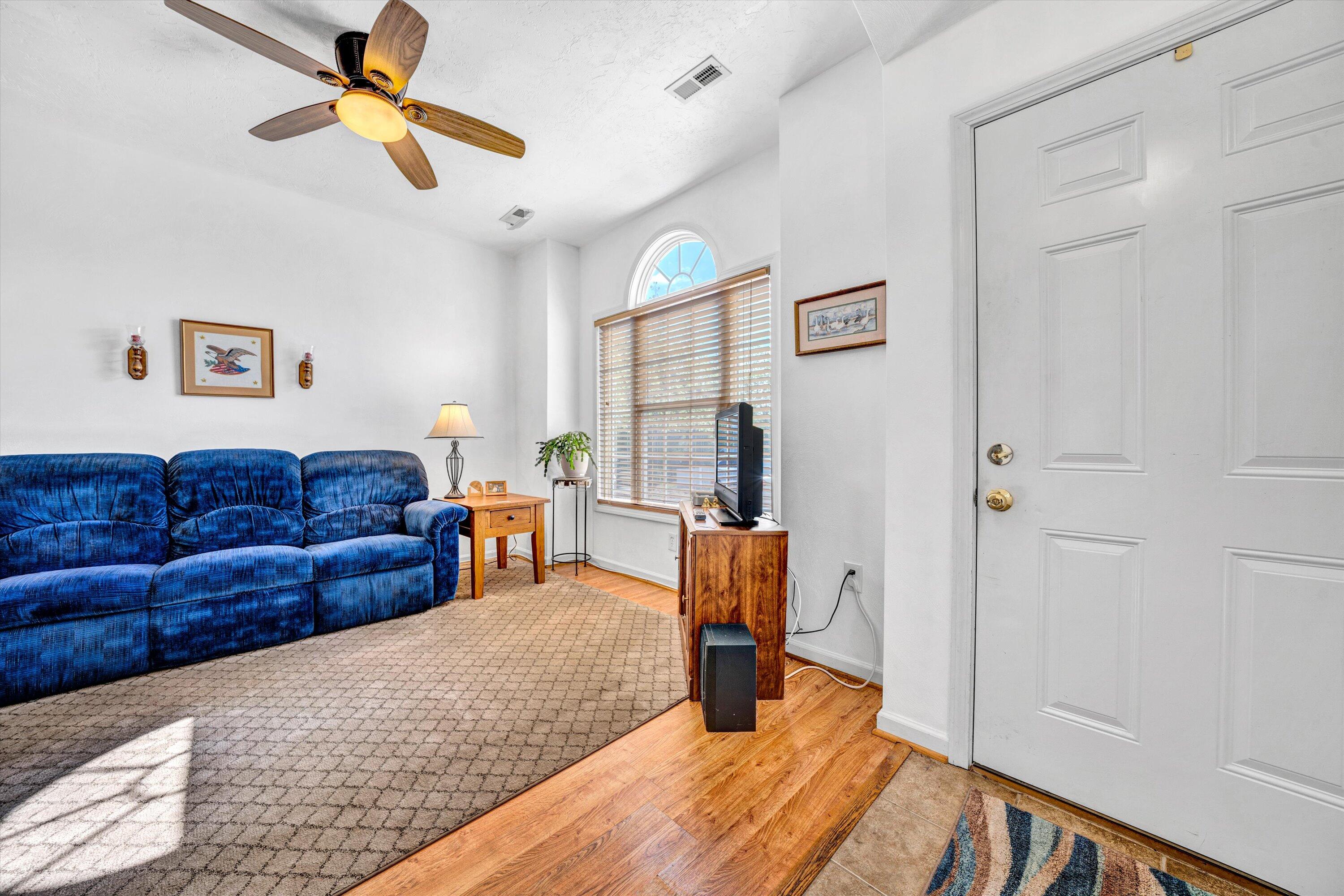 8217 Emerald Court Dr, Roanoke, Virginia image 5