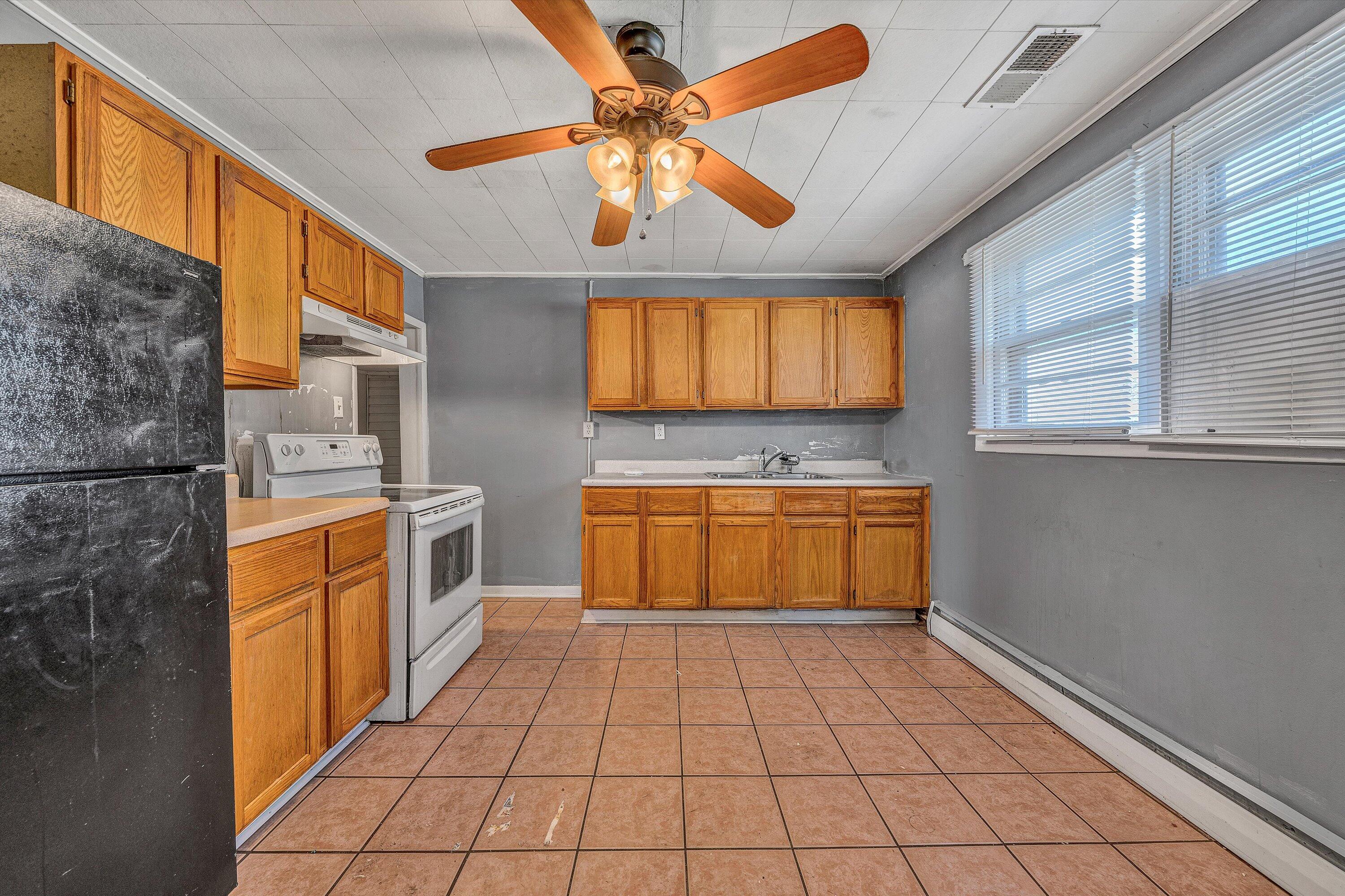 520 Chestnut St, Vinton, Virginia image 9