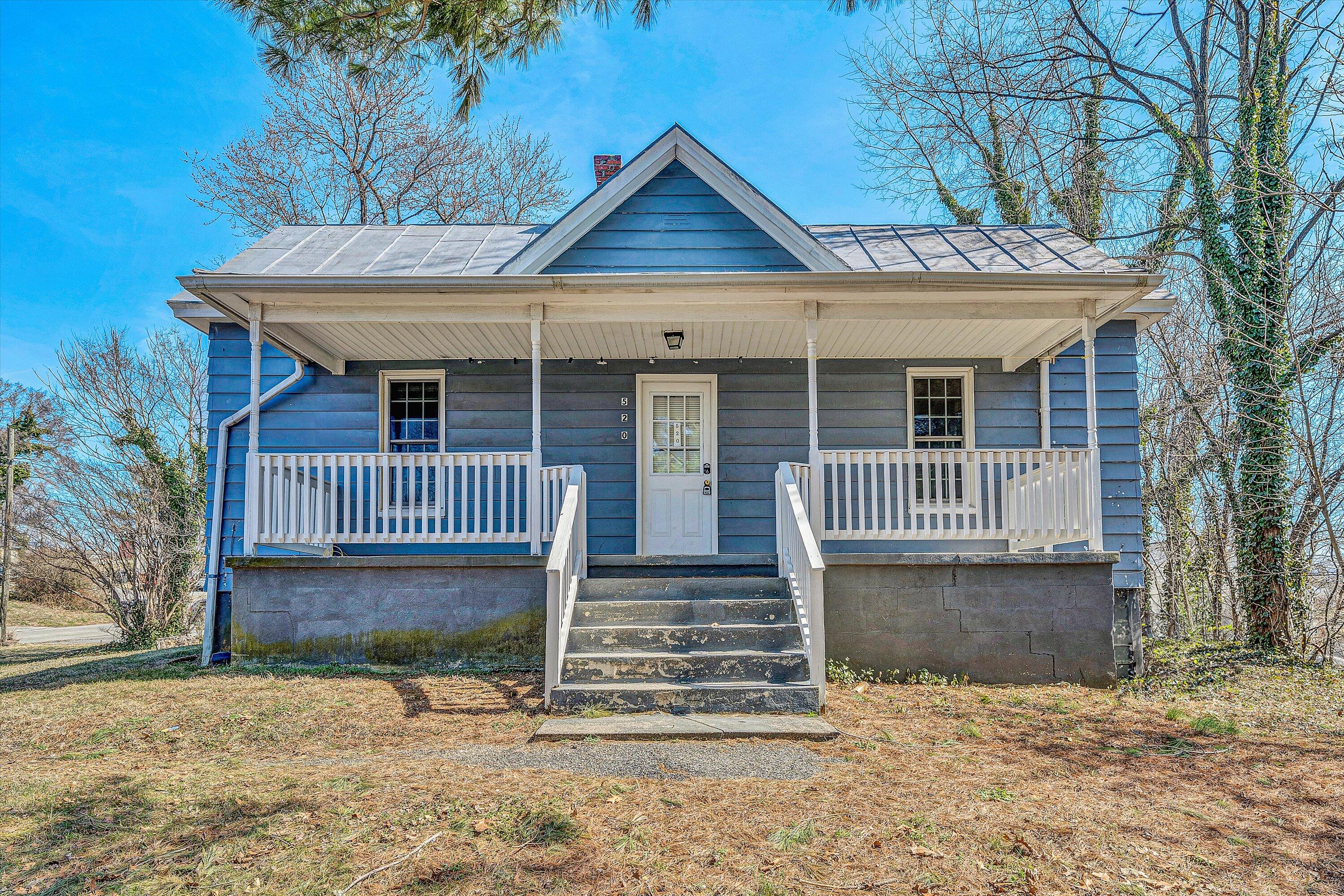 520 Chestnut St, Vinton, Virginia image 1