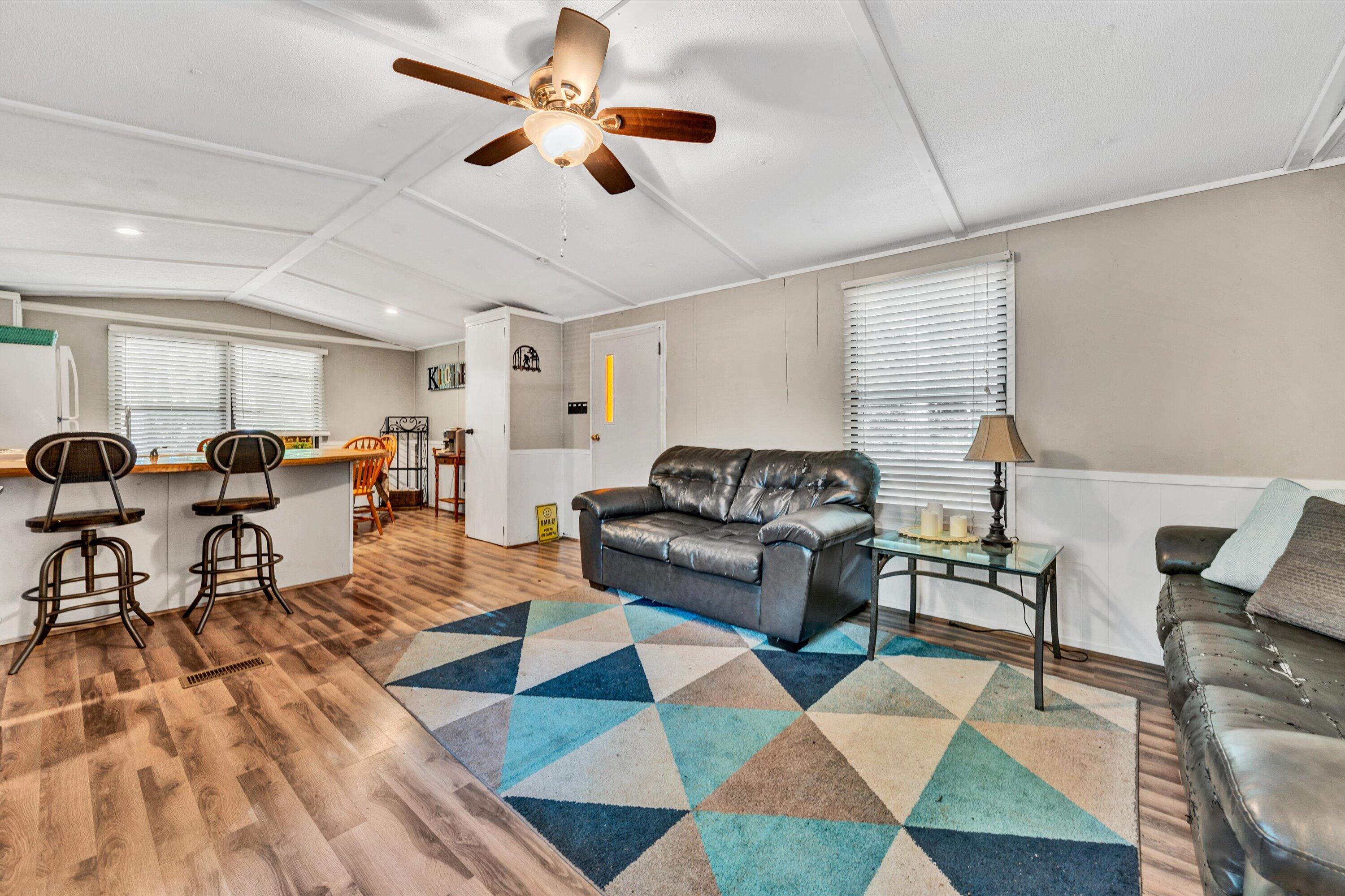 1209 Jefferson Dock Rd, Penhook, Virginia image 5