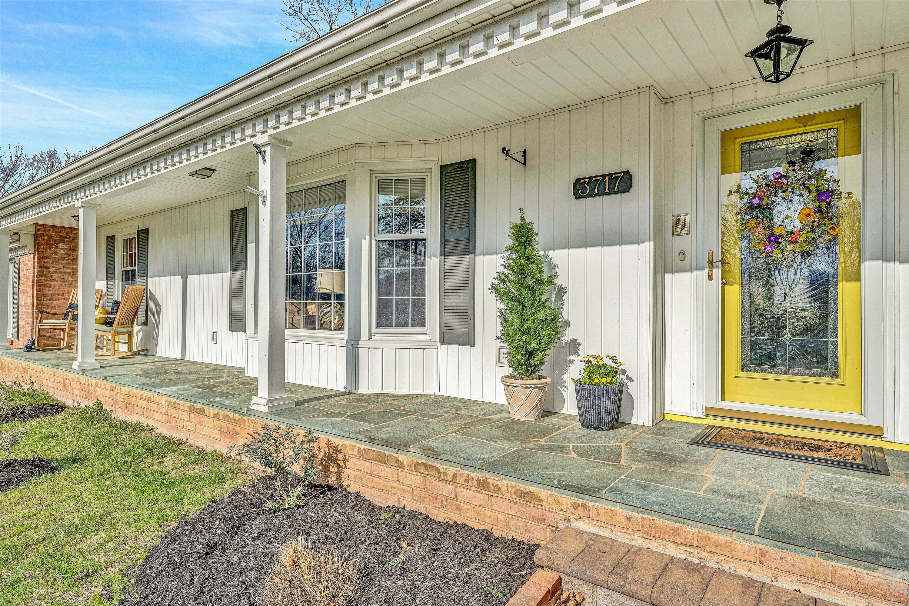 3717 Dogwood Ln, Roanoke, Virginia image 5