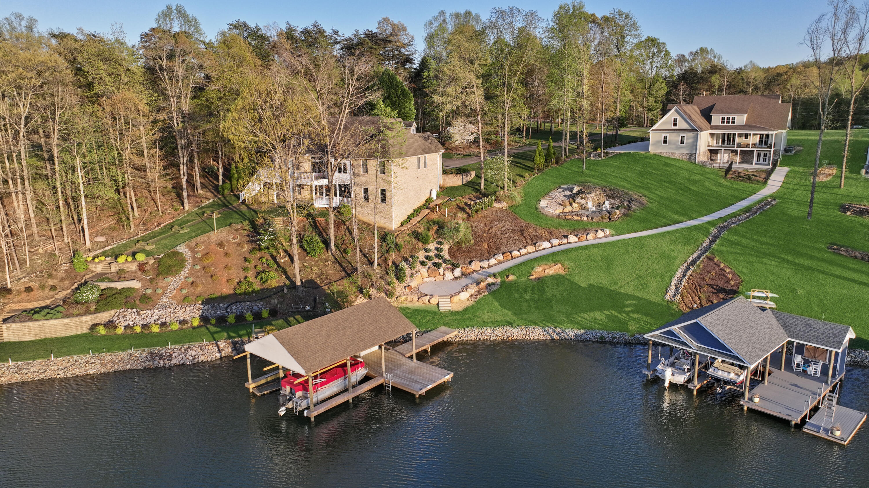 383 Strawberry Banks Dr, Moneta, Virginia image 2