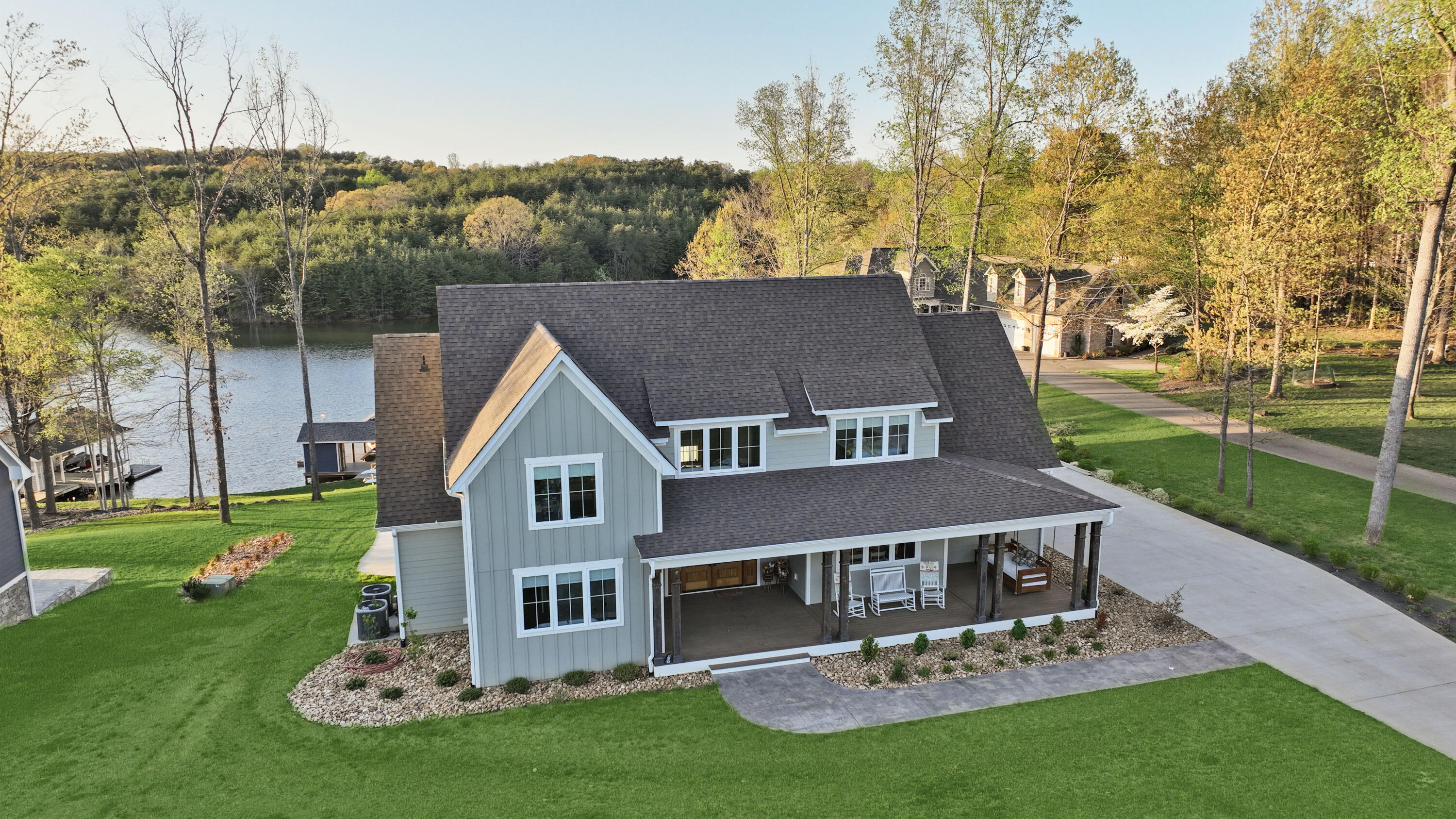 383 Strawberry Banks Dr, Moneta, Virginia image 1