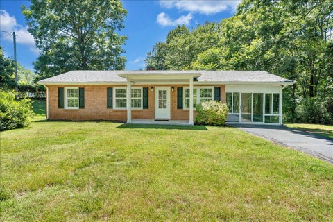 Homes For Sale - 4883 Edwardsville Rd<br/> Hardy, VA 24101