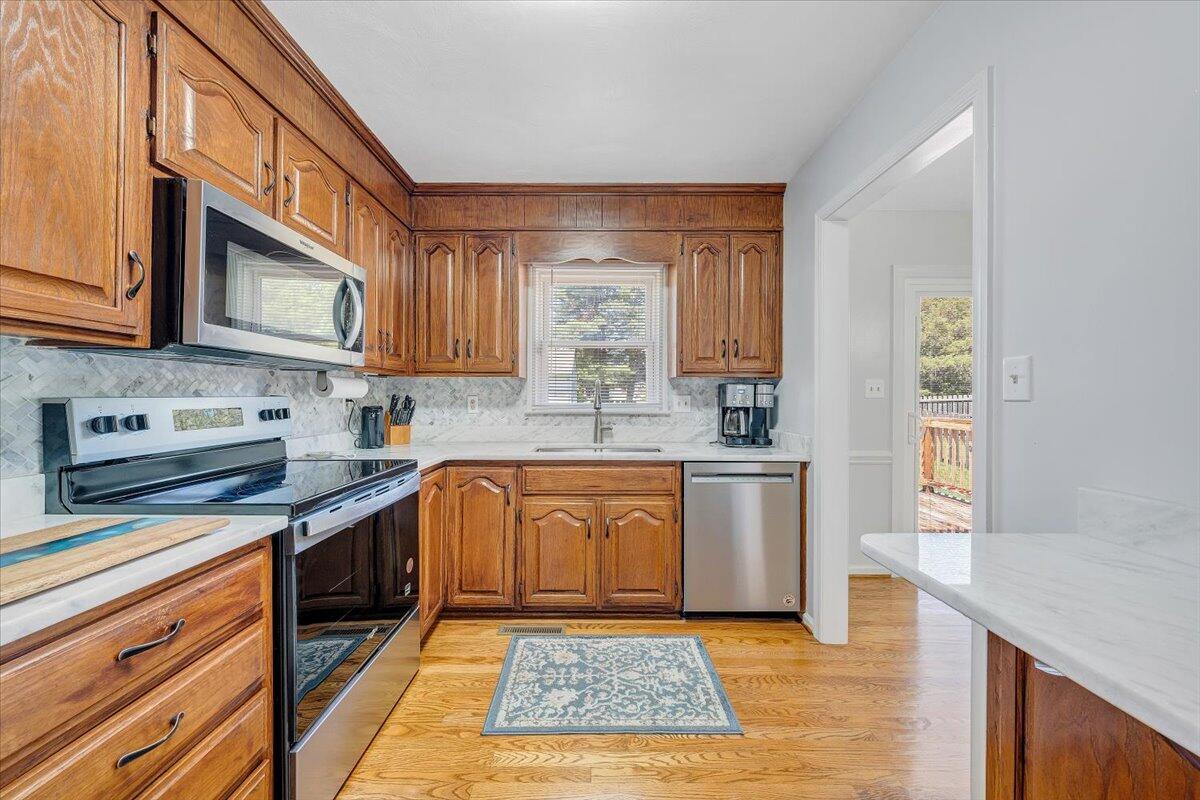 6032 Old Manor Ct, Roanoke, Virginia image 20
