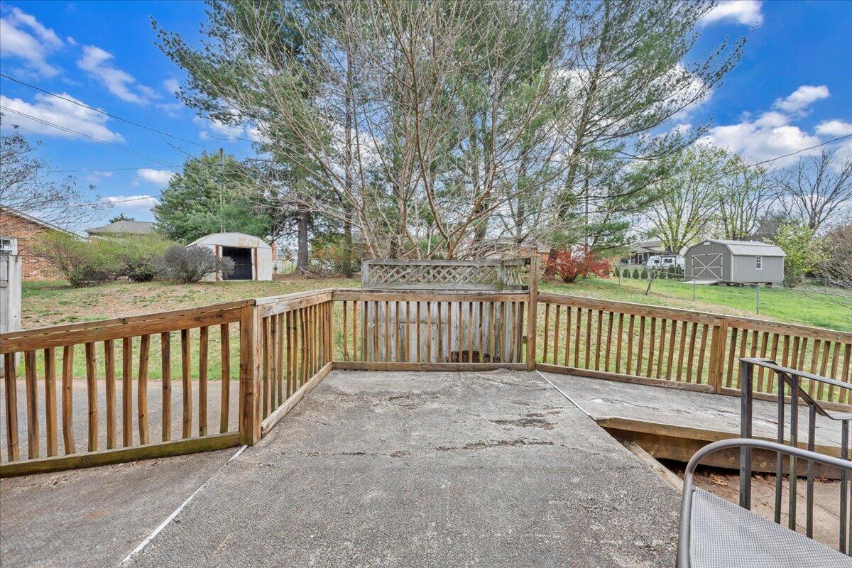 2731 Jackson Dr, Salem, Virginia image 32