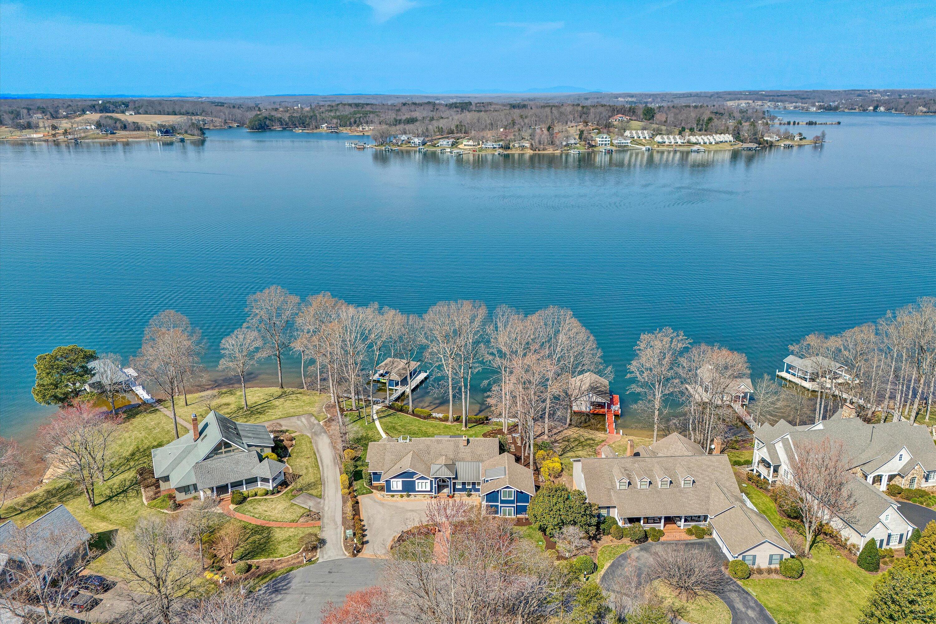 Penhook, Virginia 24137, United States, 6 Bedrooms Bedrooms, ,4 BathroomsBathrooms,Residential,Active,91712