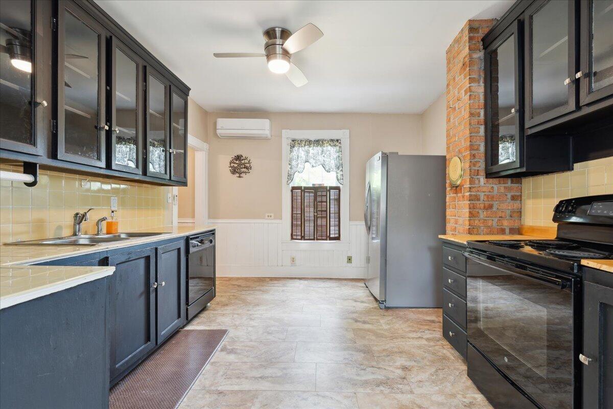 524 Longwood Ave, Bedford, Virginia image 7