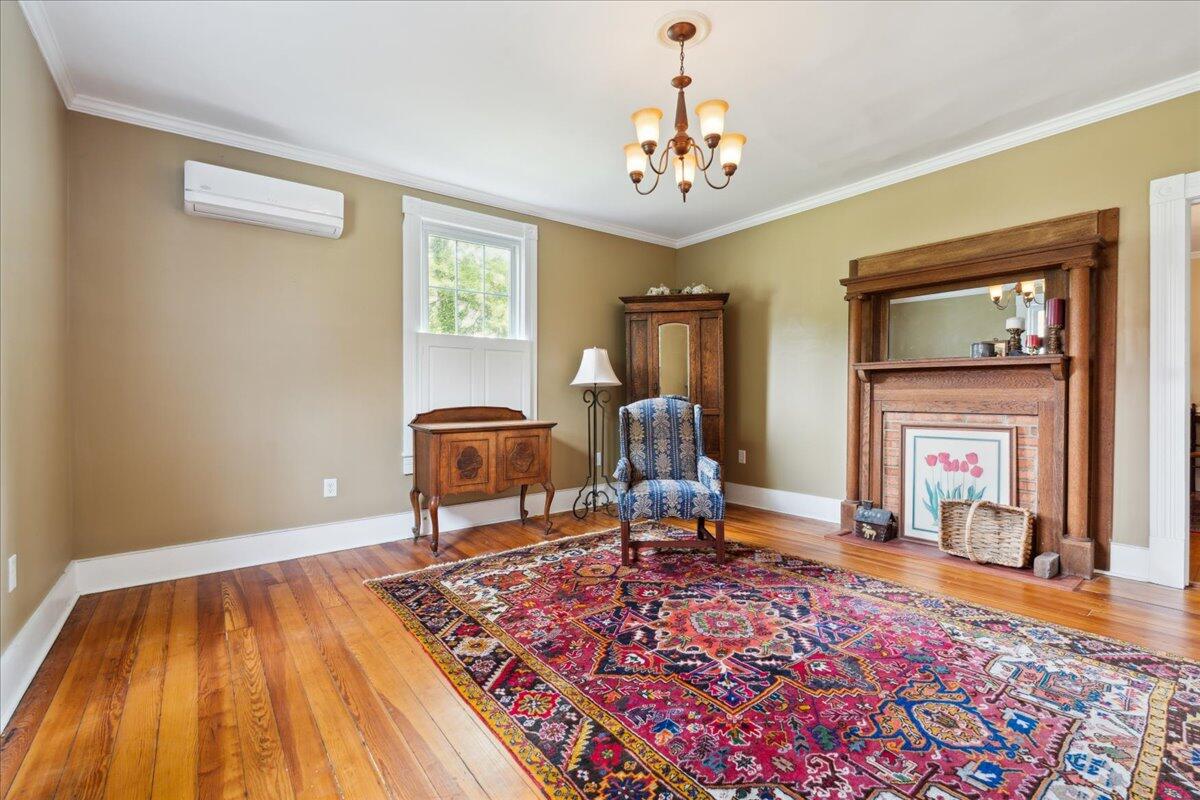 524 Longwood Ave, Bedford, Virginia image 2