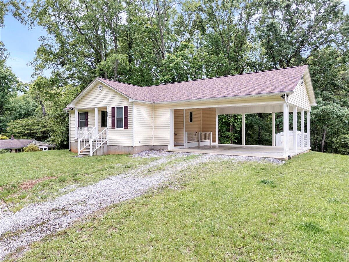 4131 Rutrough Rd, Roanoke, Virginia image 2