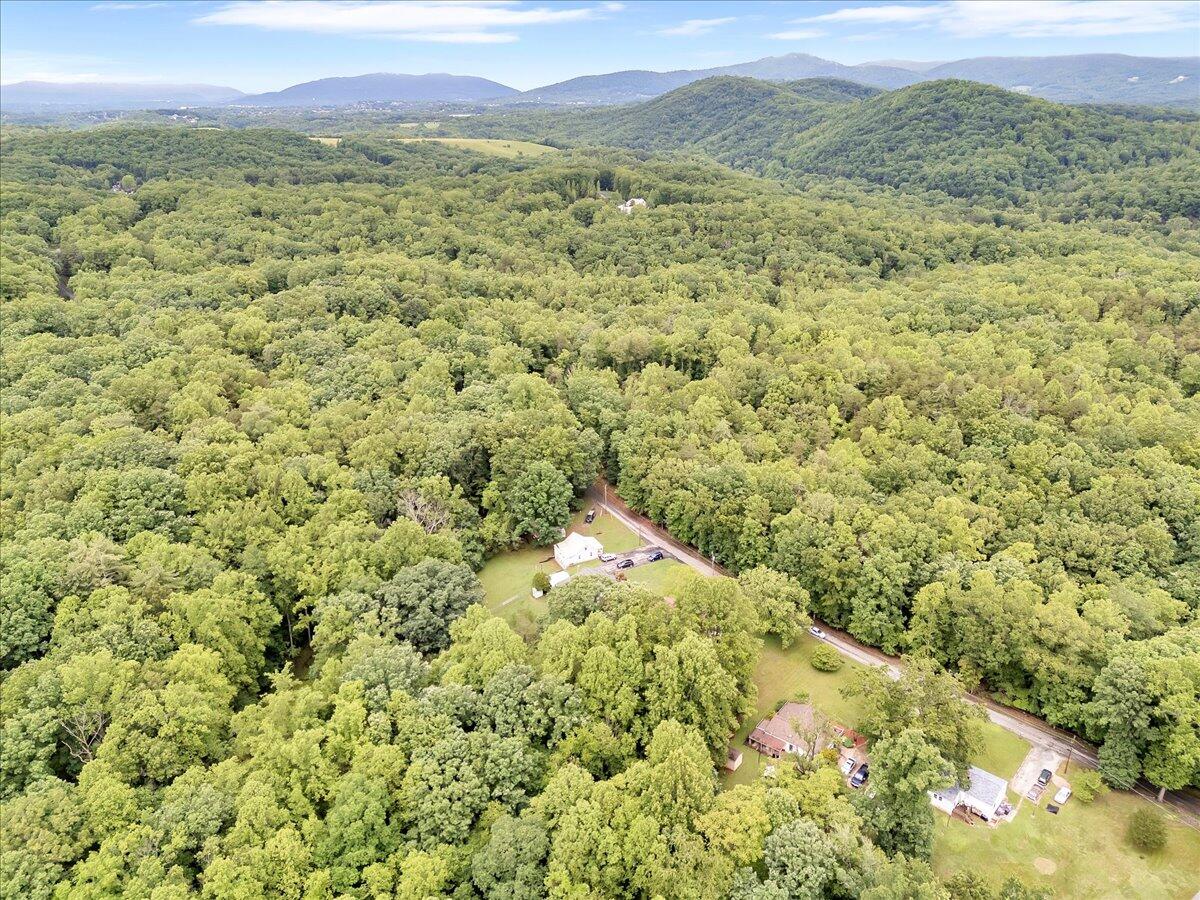4131 Rutrough Rd, Roanoke, Virginia image 35