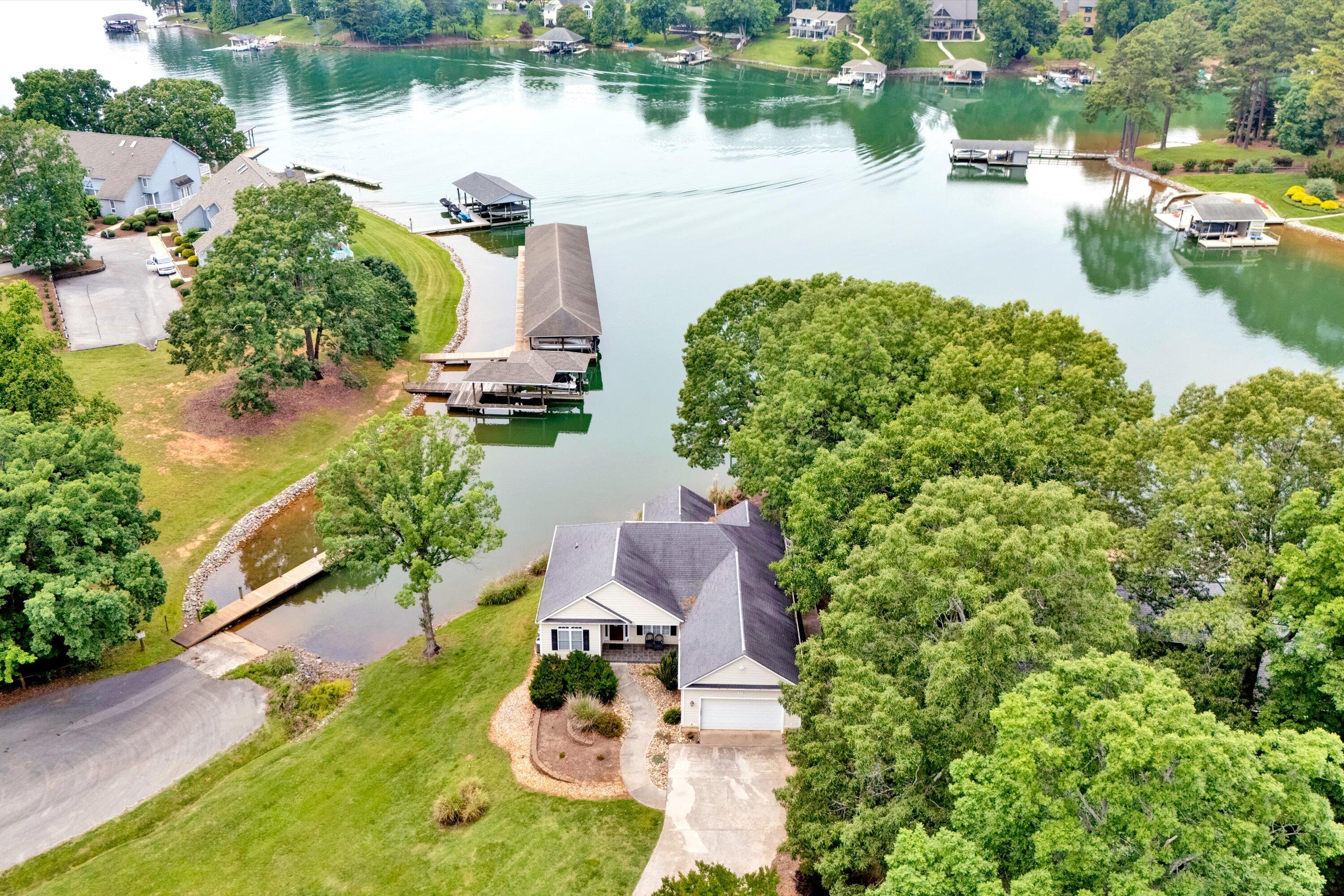 217 Shamrock Ct, Huddleston, Ohio image 3