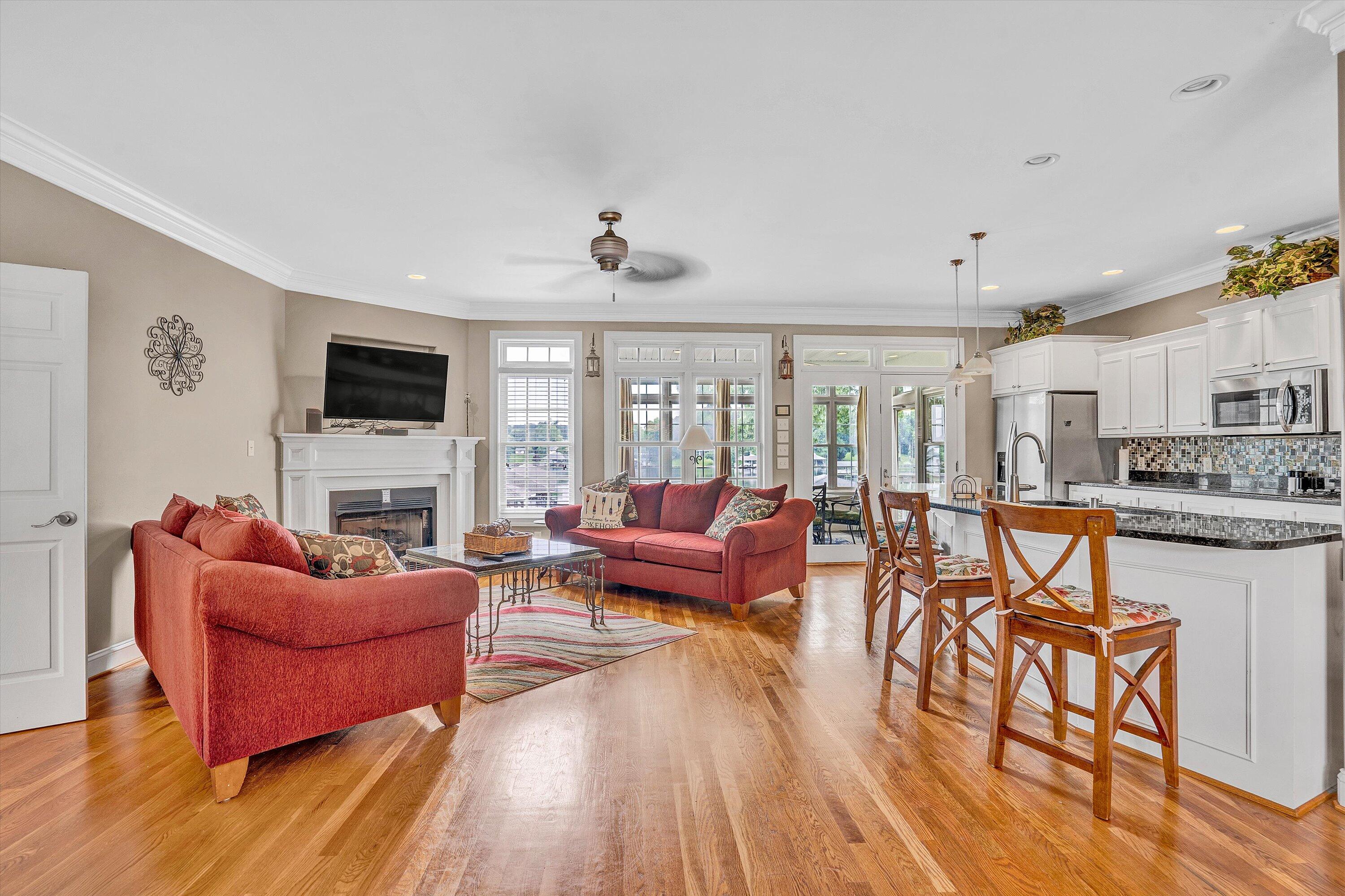 217 Shamrock Ct, Huddleston, Ohio image 9