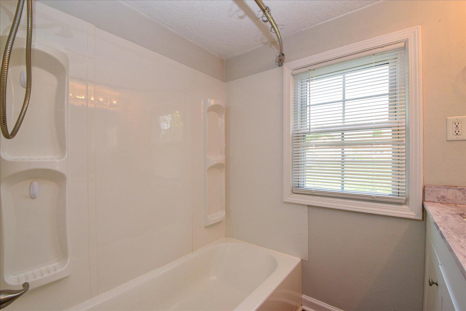 2810 Cannaday Rd, Roanoke, Virginia image 13