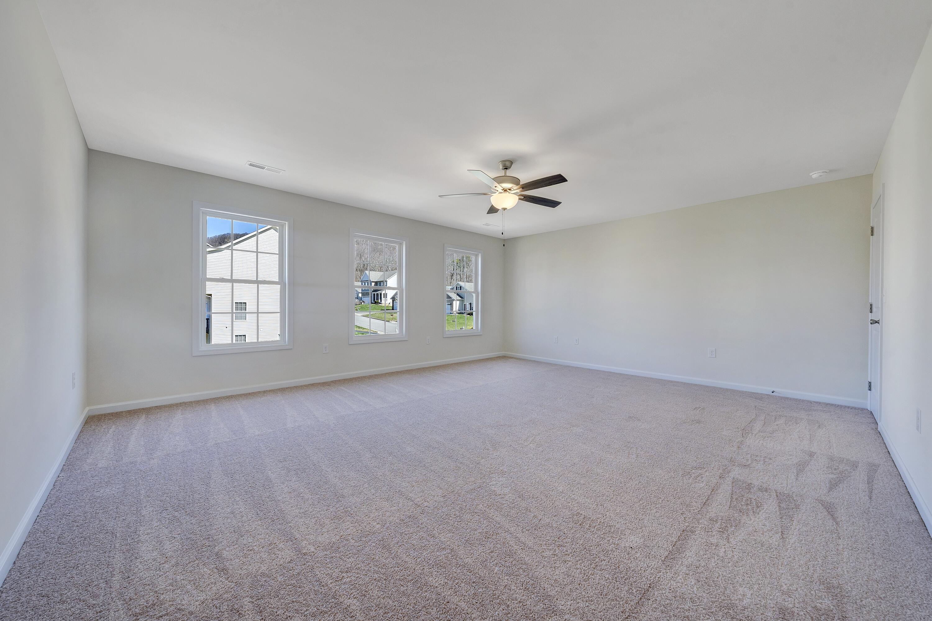 320 Woodside Dr, Salem, Virginia image 10