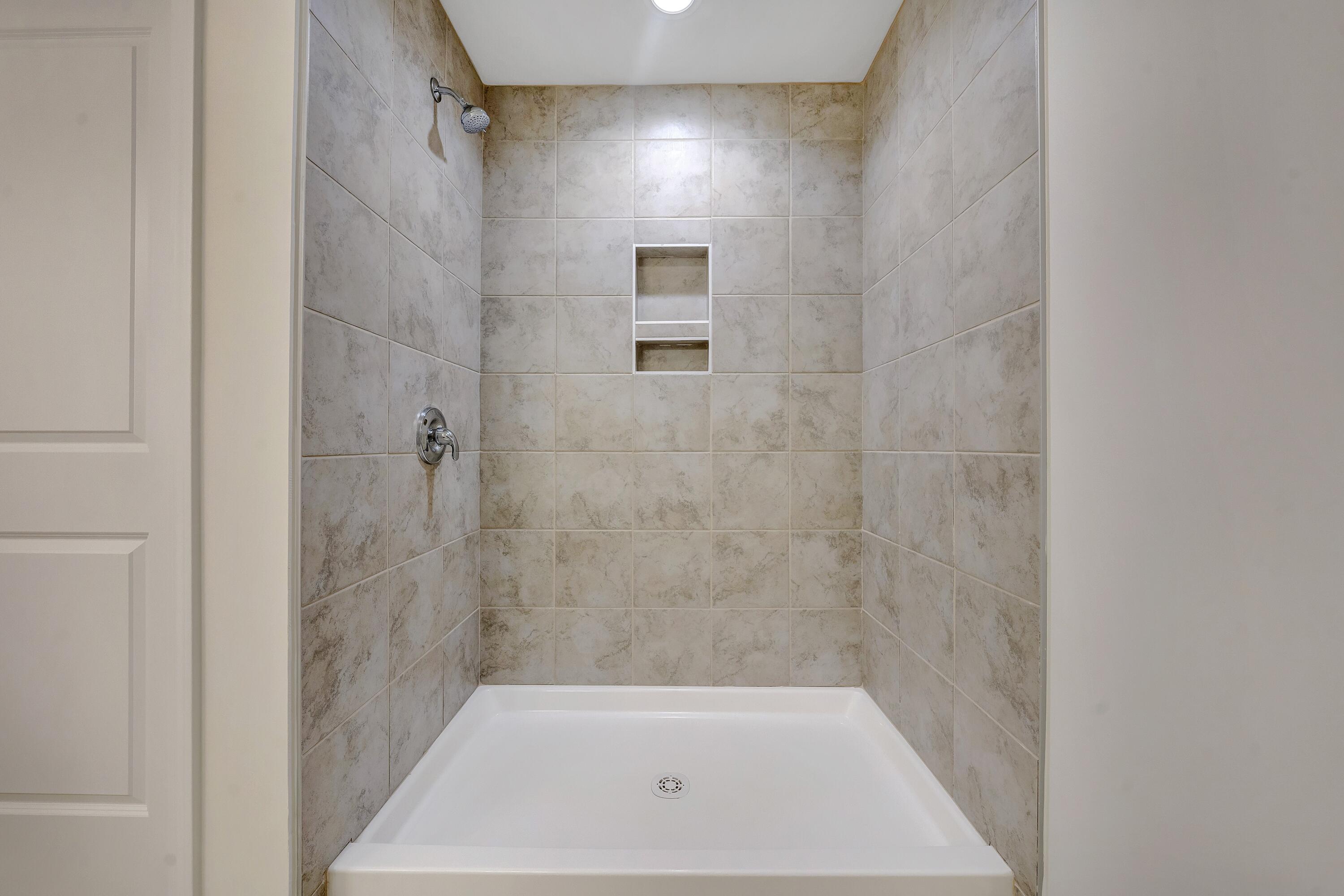 320 Woodside Dr, Salem, Virginia image 13