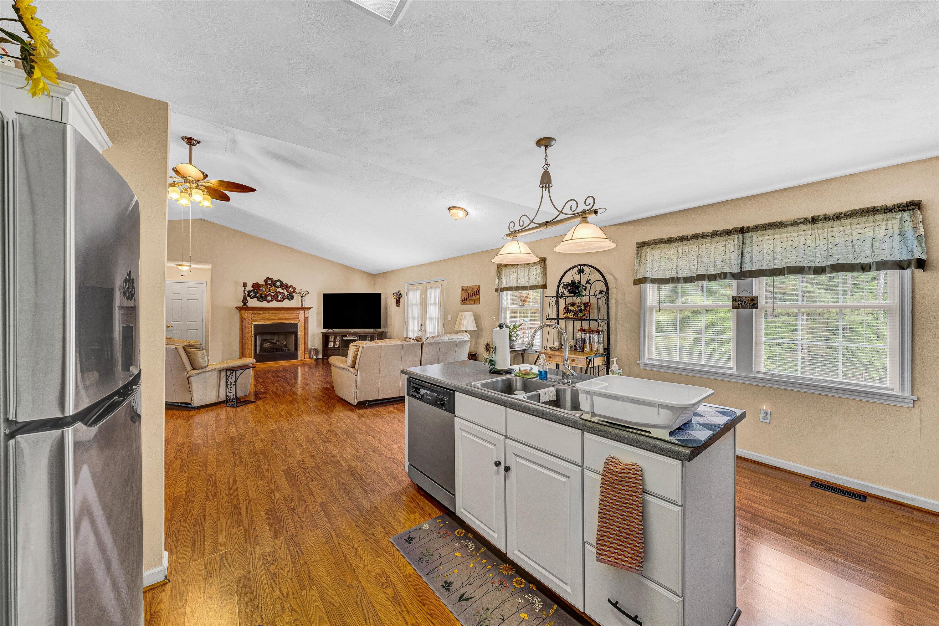 5461 Meadors Spur Rd, Moneta, Virginia image 14