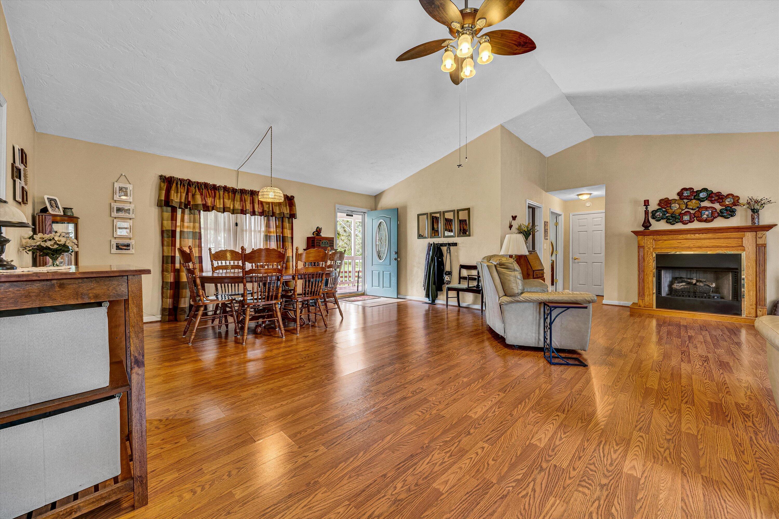 5461 Meadors Spur Rd, Moneta, Virginia image 7
