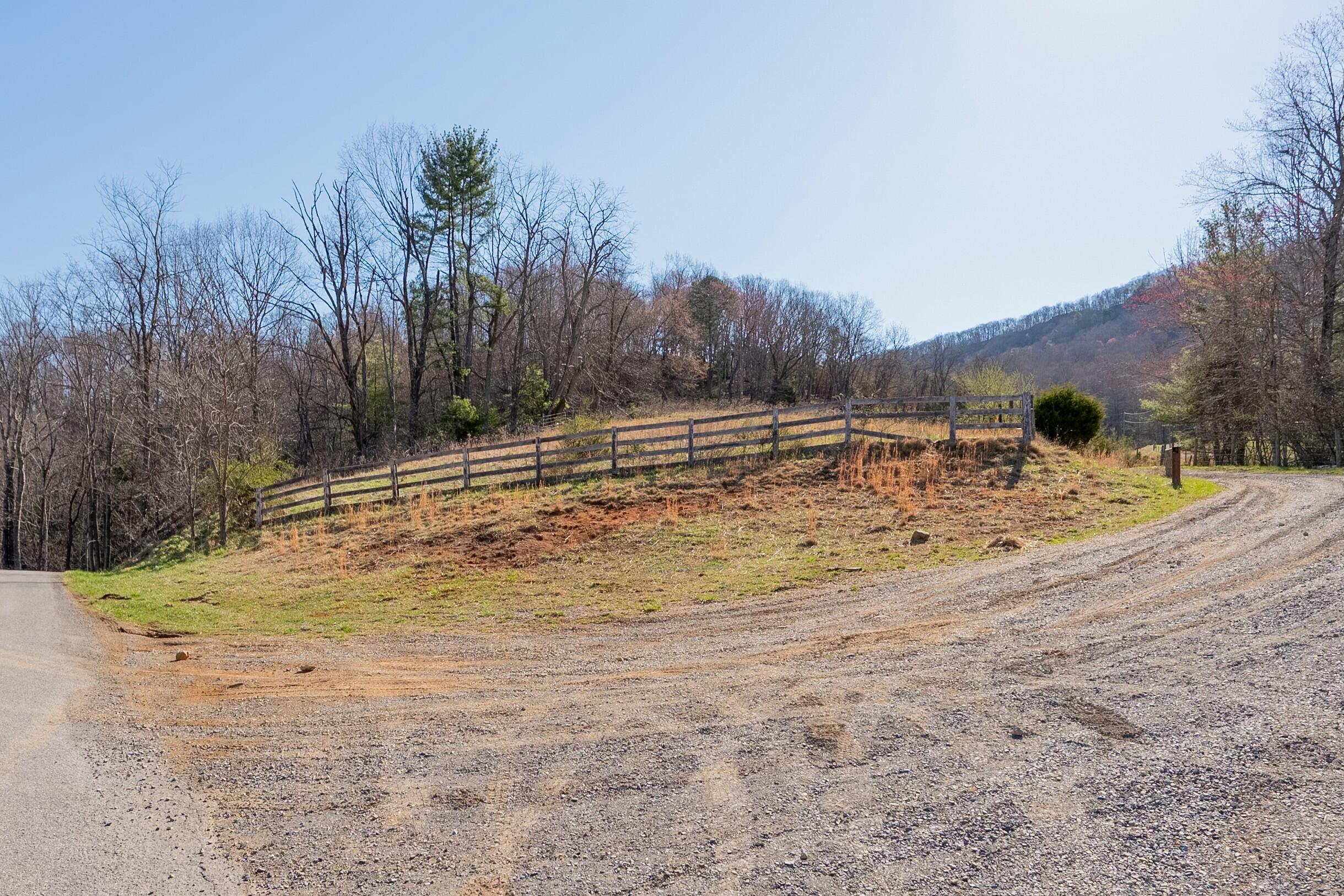 1551 Springdale Rd, Pearisburg, Virginia image 33