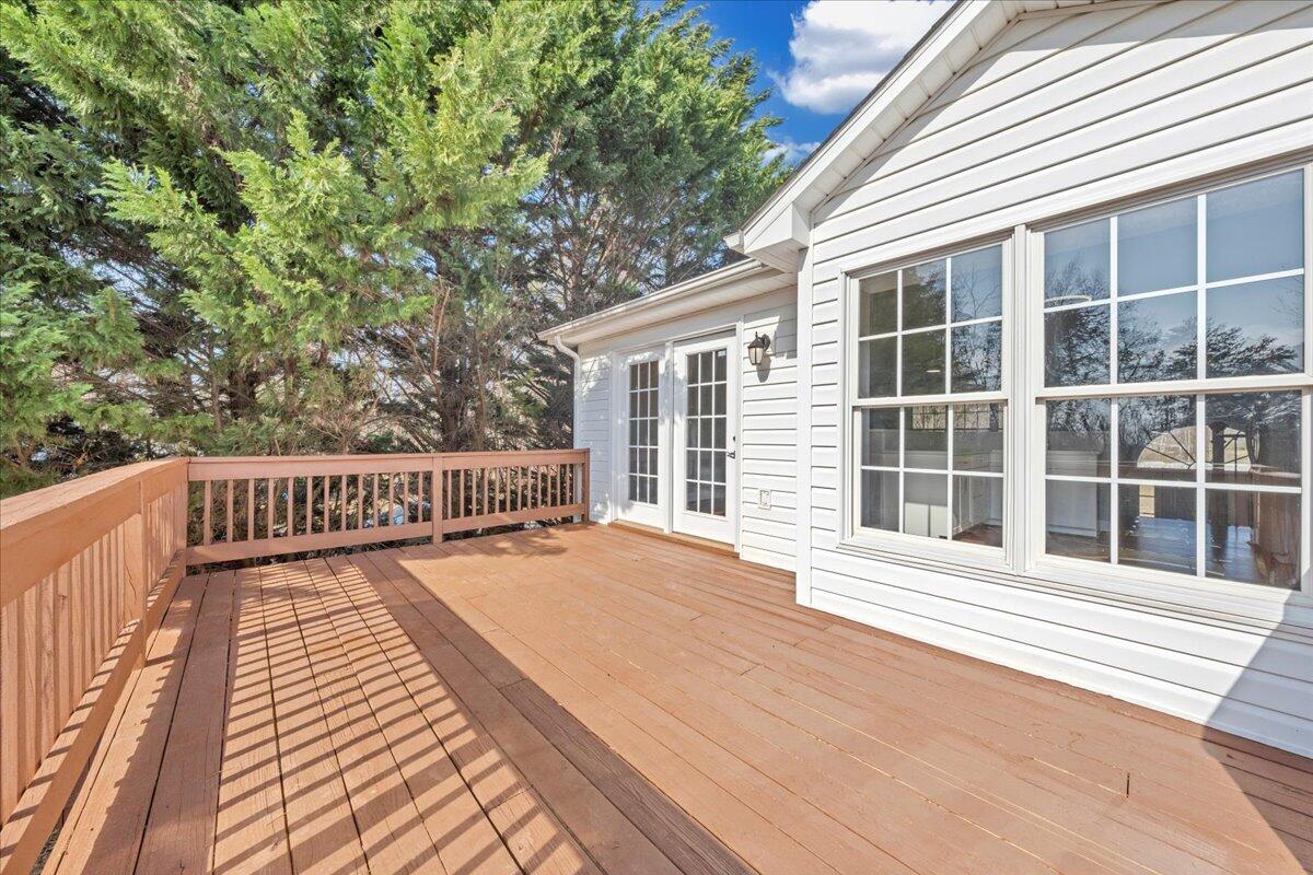 1510 Navigation Point Pt, Goodview, Virginia image 38