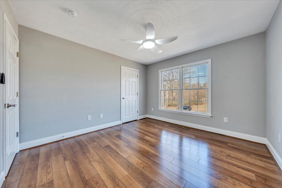 1510 Navigation Point Pt, Goodview, Virginia image 24