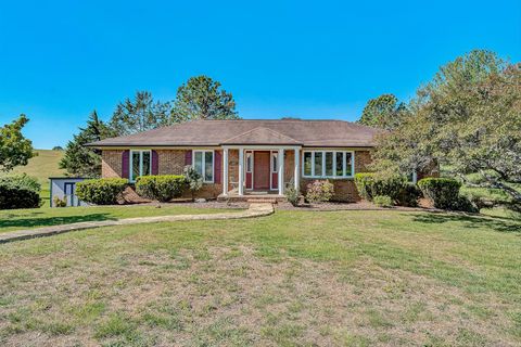 Homes For Sale - 189 Westridge Dr<br/> Daleville, VA 24083