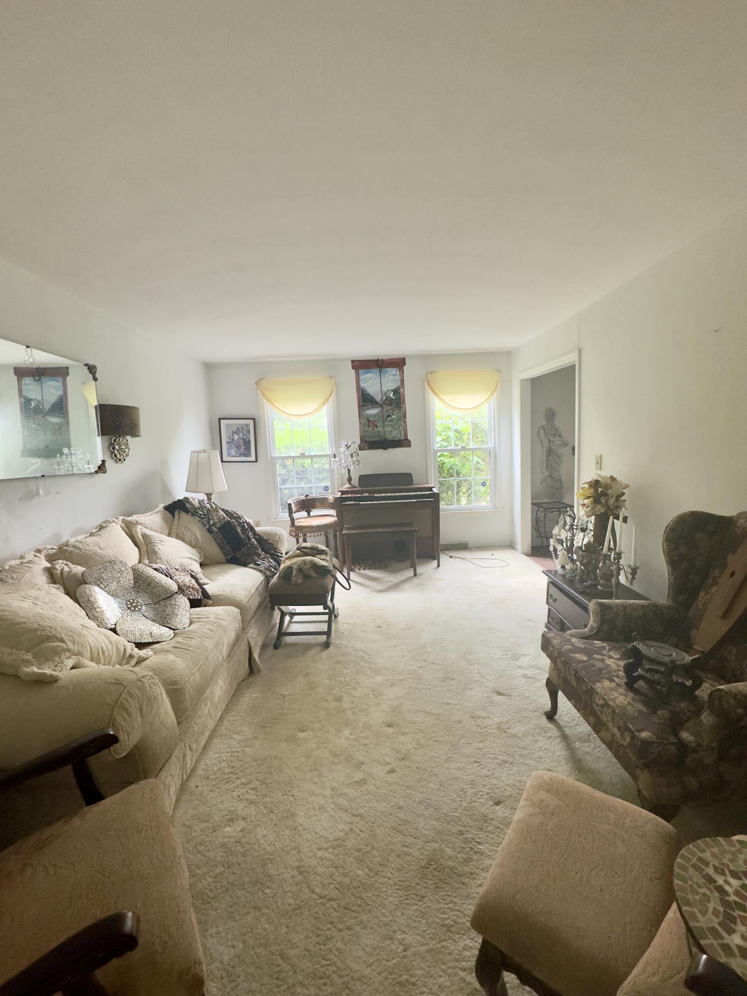 355 Knollwood Dr, Troutville, Virginia image 7