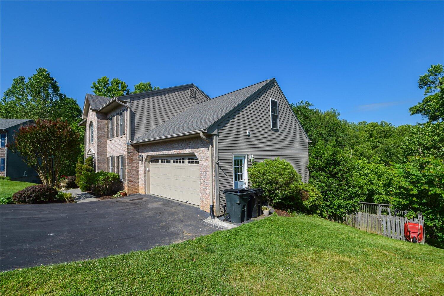 7635 Peebles Ln, Roanoke, Virginia image 30