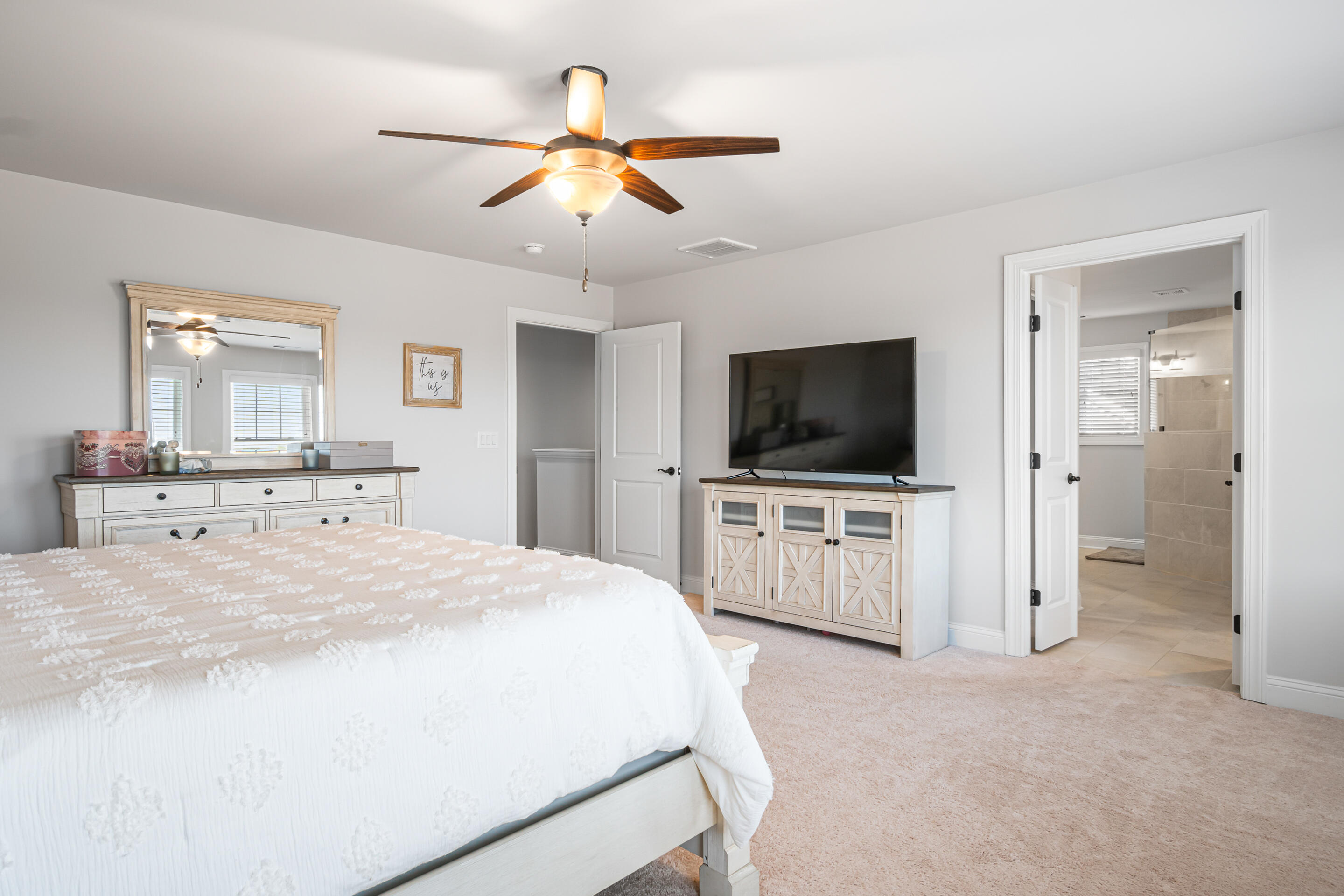 1042 Round Meadow Dr, Christiansburg, Virginia image 37