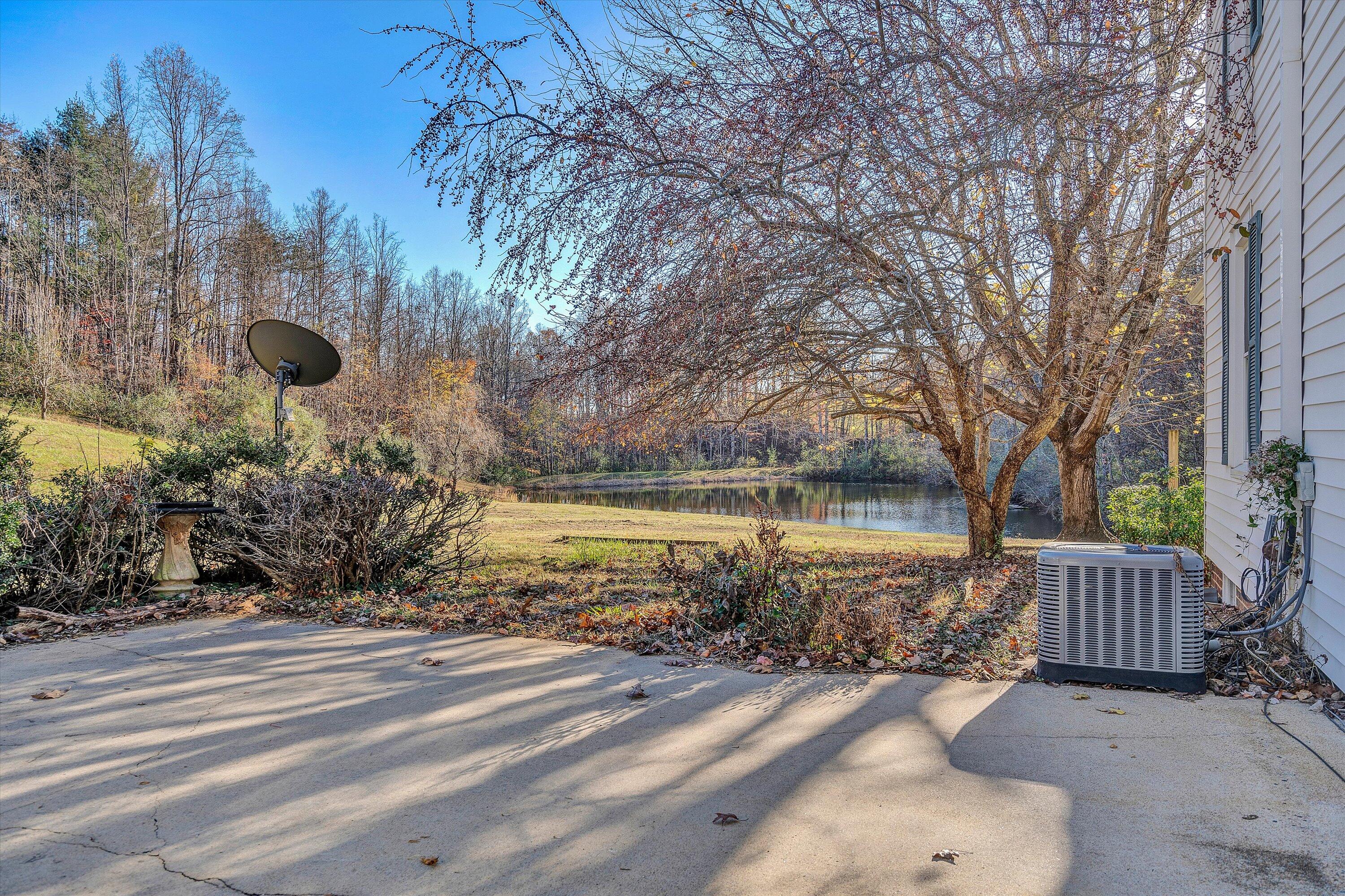 370 Rustic Ridge Rd, Stuart, Virginia image 32