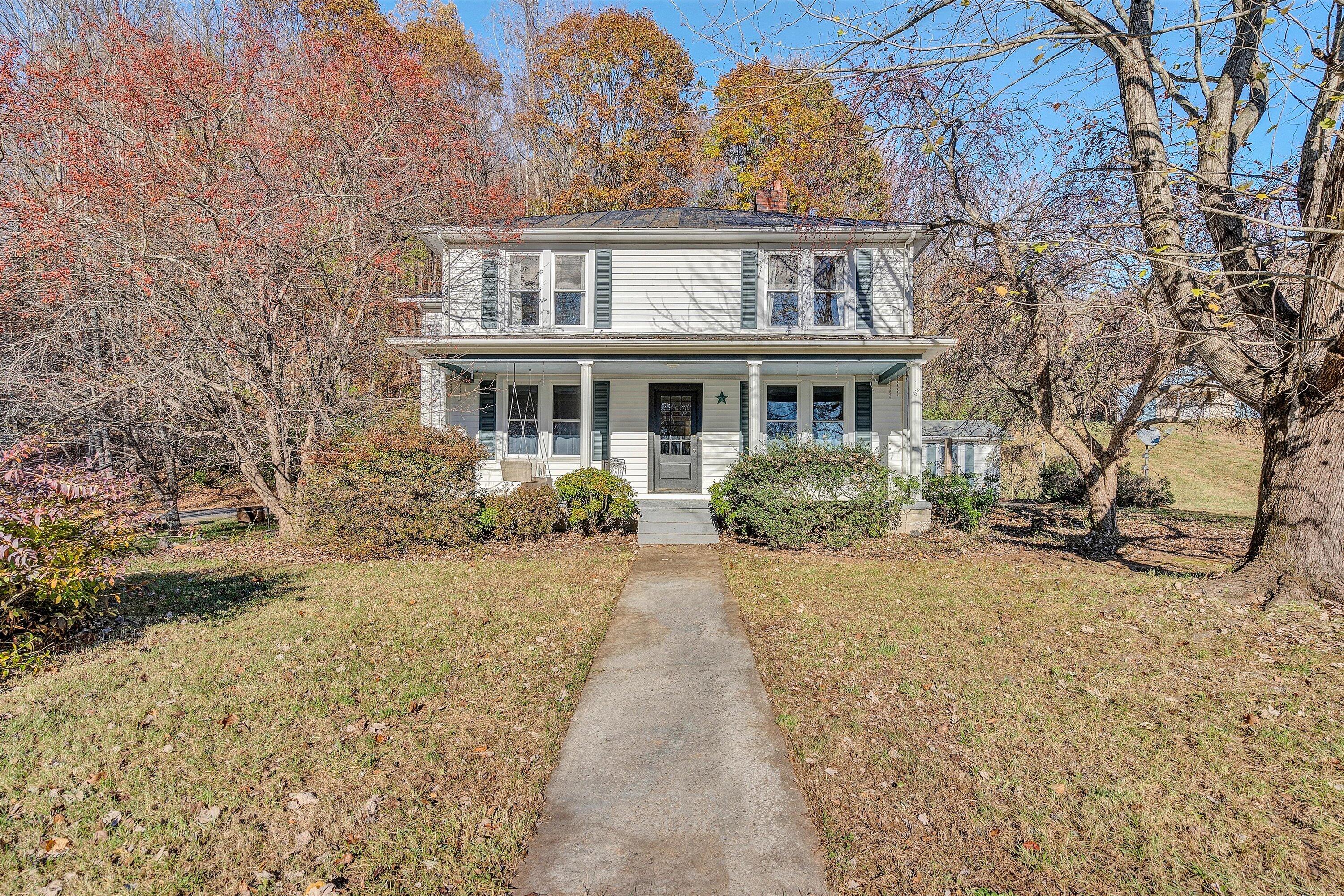 370 Rustic Ridge Rd, Stuart, Virginia image 2