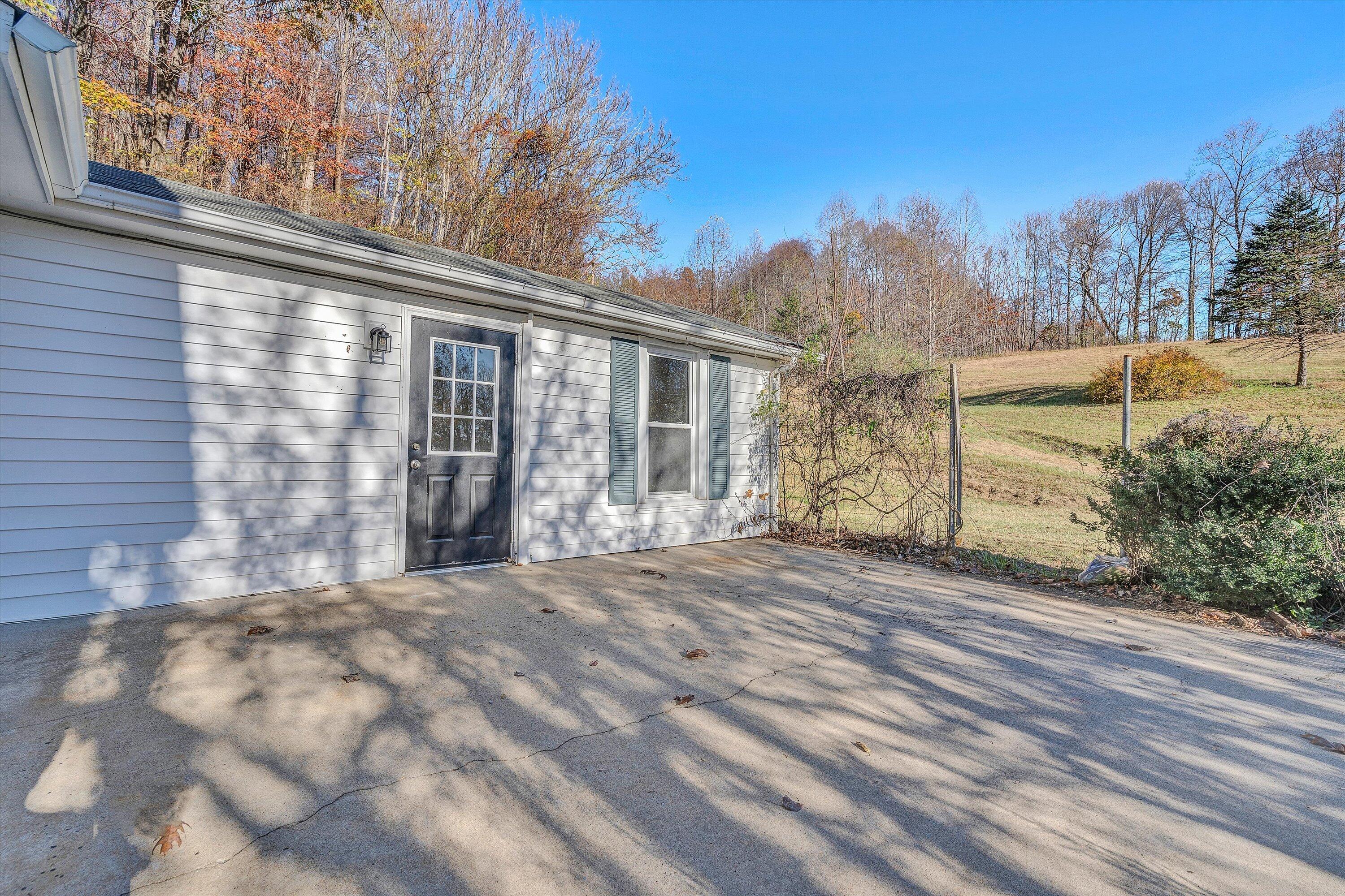 370 Rustic Ridge Rd, Stuart, Virginia image 27