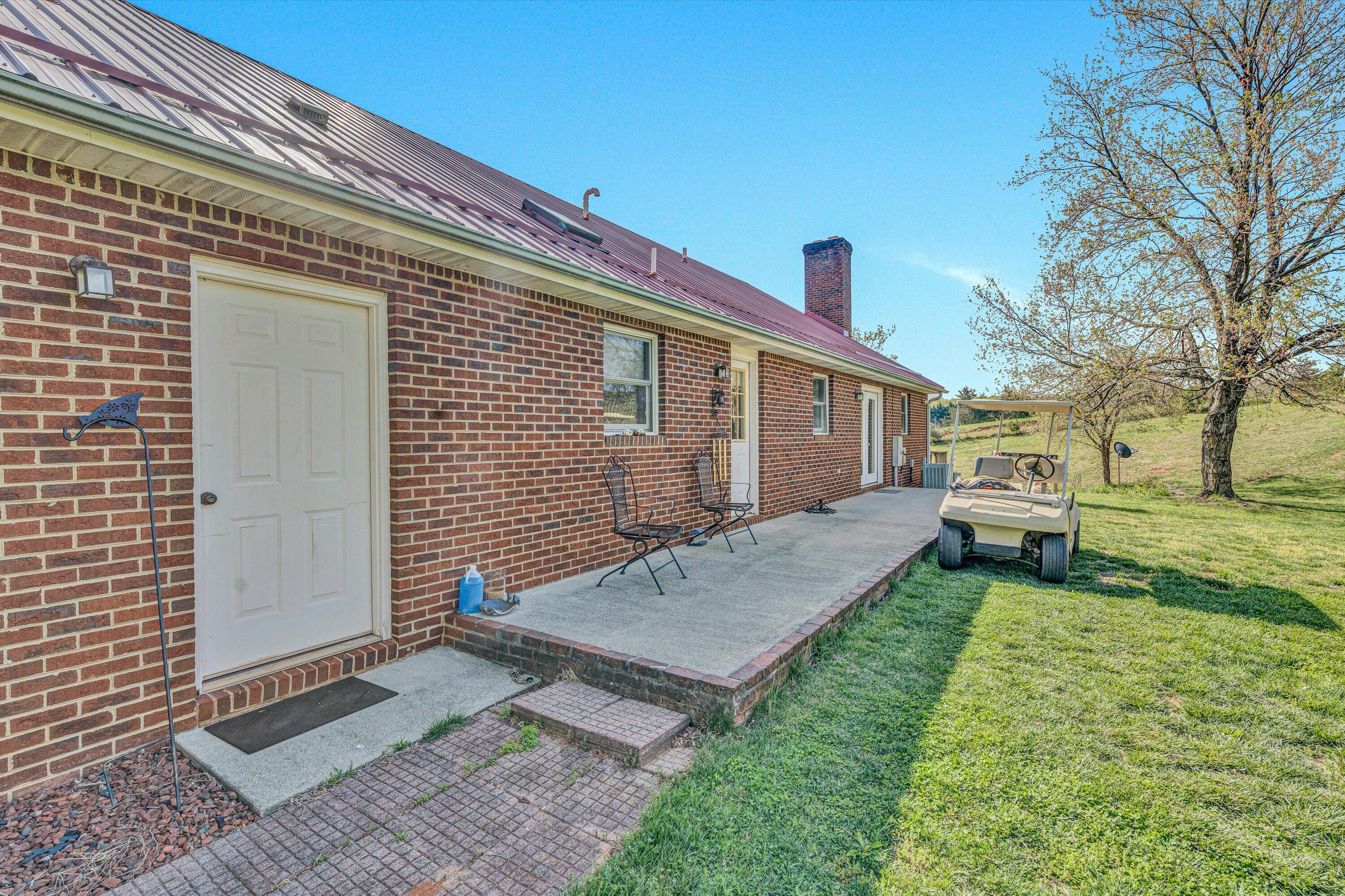 2195 Bonbrook Mill Rd, Wirtz, Virginia image 33