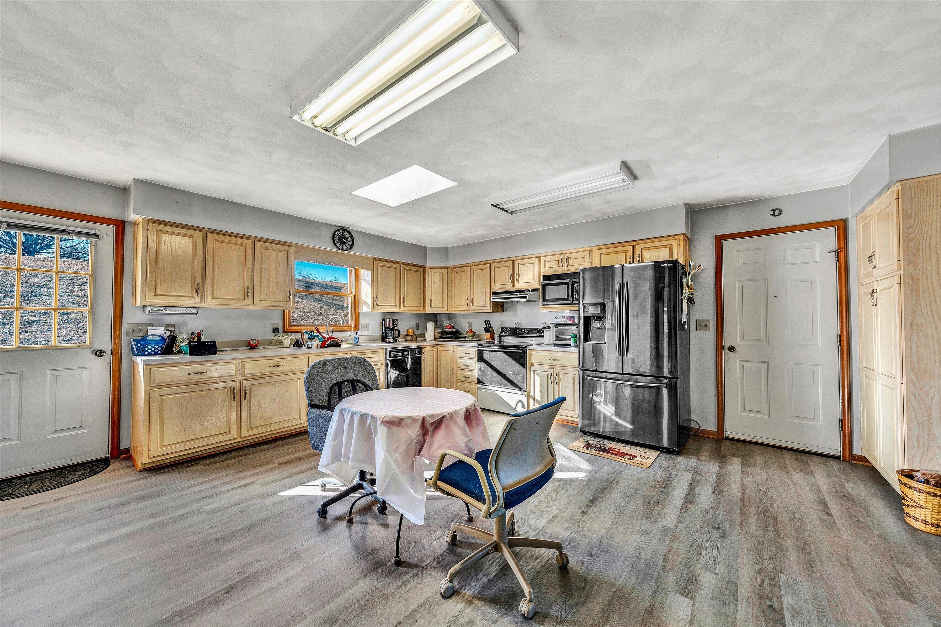 2195 Bonbrook Mill Rd, Wirtz, Virginia image 12