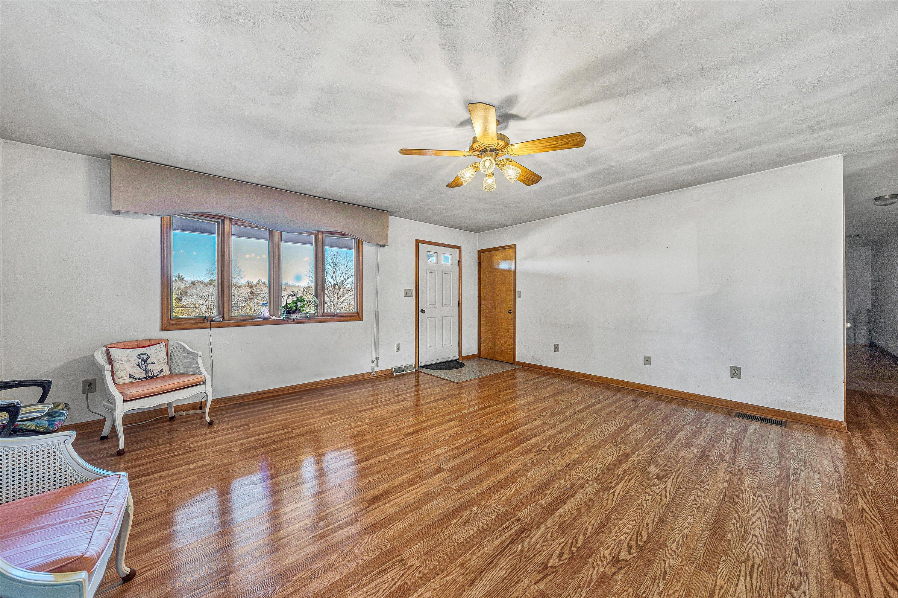 2195 Bonbrook Mill Rd, Wirtz, Virginia image 10
