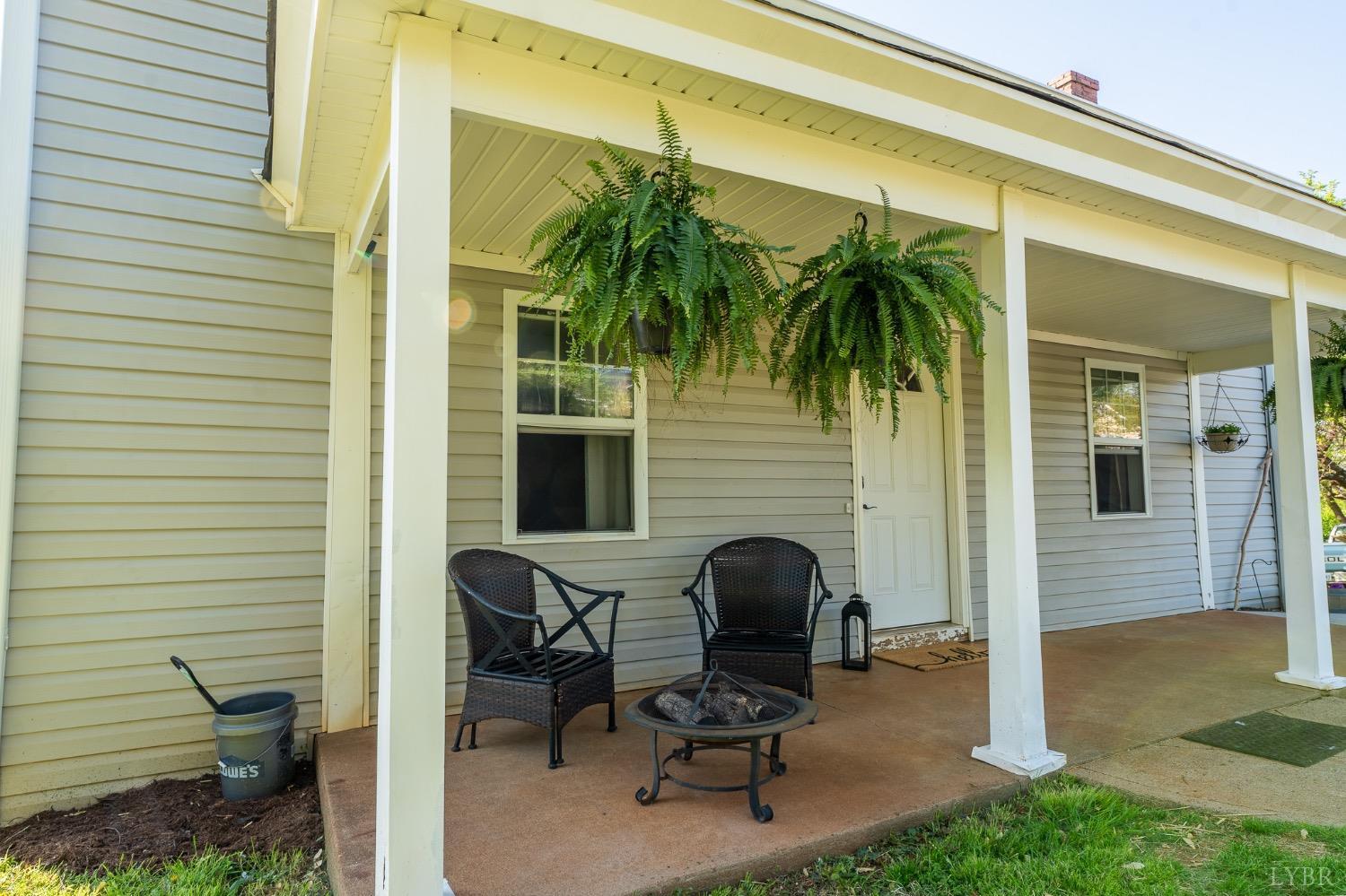 751 South St, Bedford, Virginia image 4