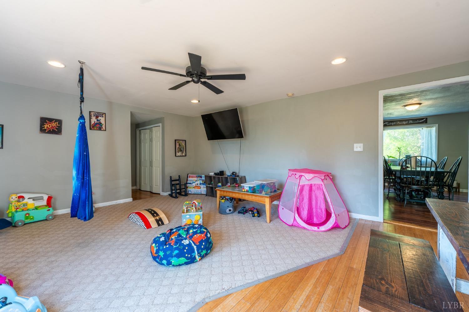 751 South St, Bedford, Virginia image 20