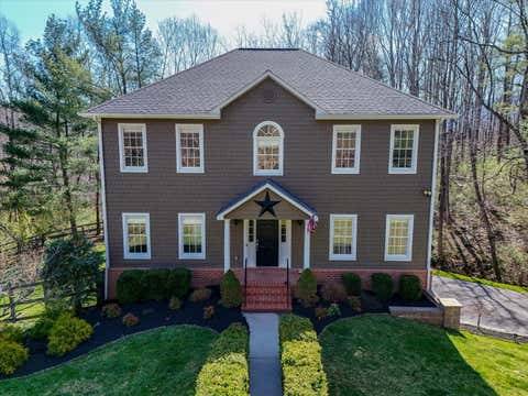 Homes For Sale - 5780 Lost Mountain Rd<br/> Roanoke, VA 24018