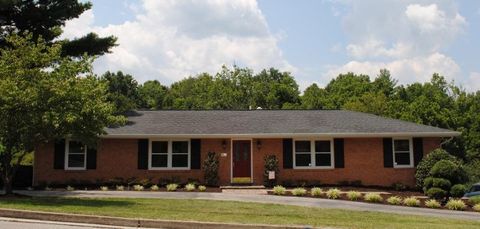 Photo of 1905 McVitty RD, Salem, VA 24153 (MLS # 925552)