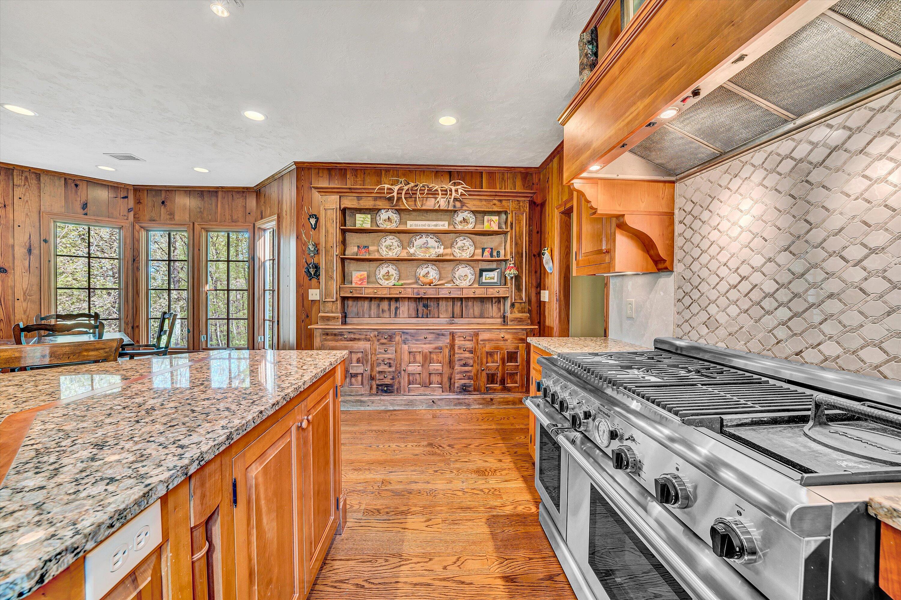 2555 Woodcliff Rd, Roanoke, Virginia image 31